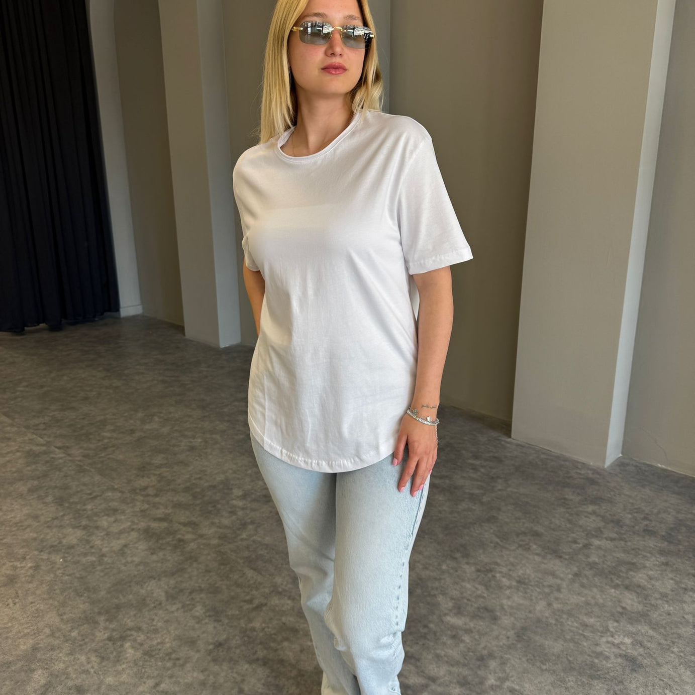 Beyaz Basic T-Shirt