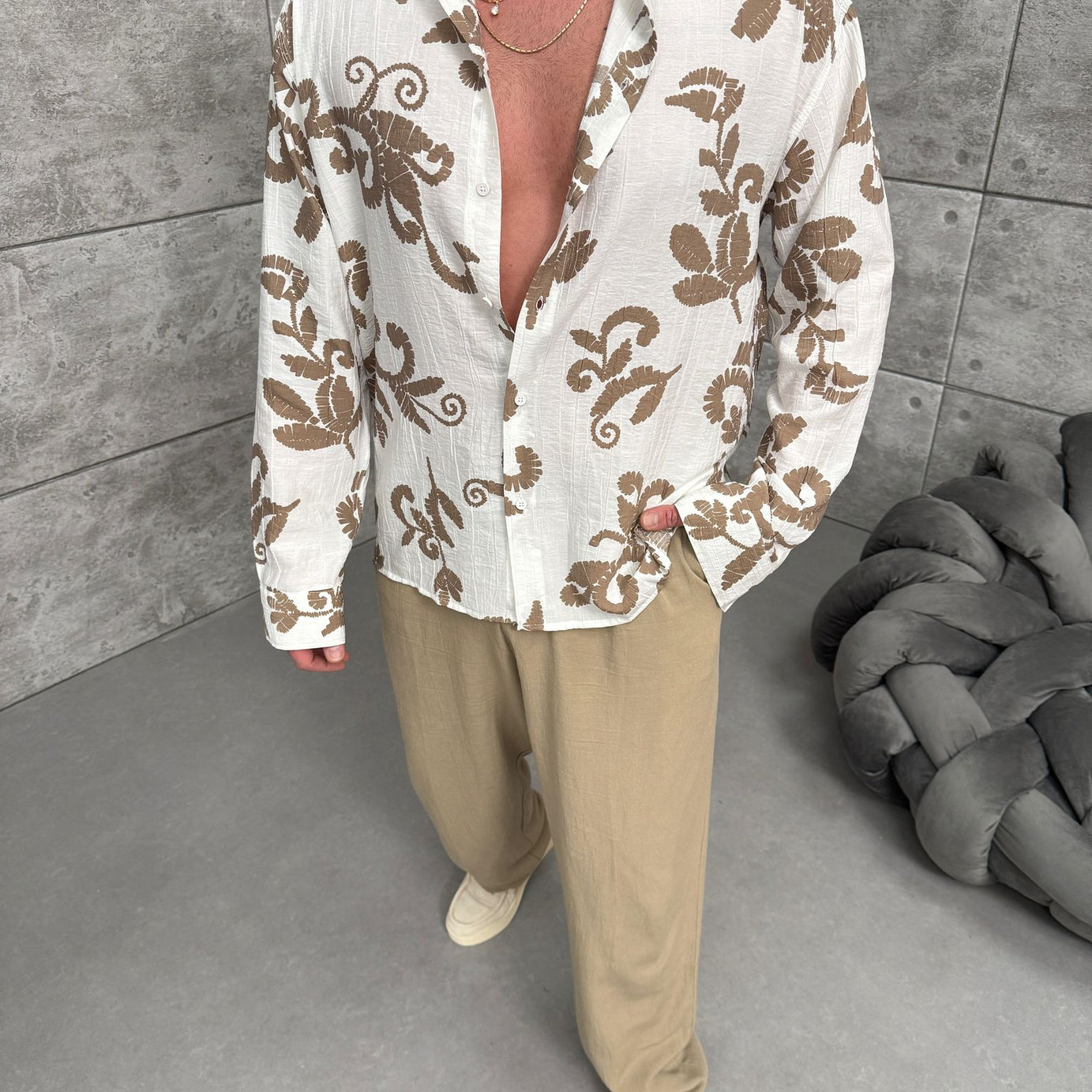 Beyaz Desenli Keten Gömlek