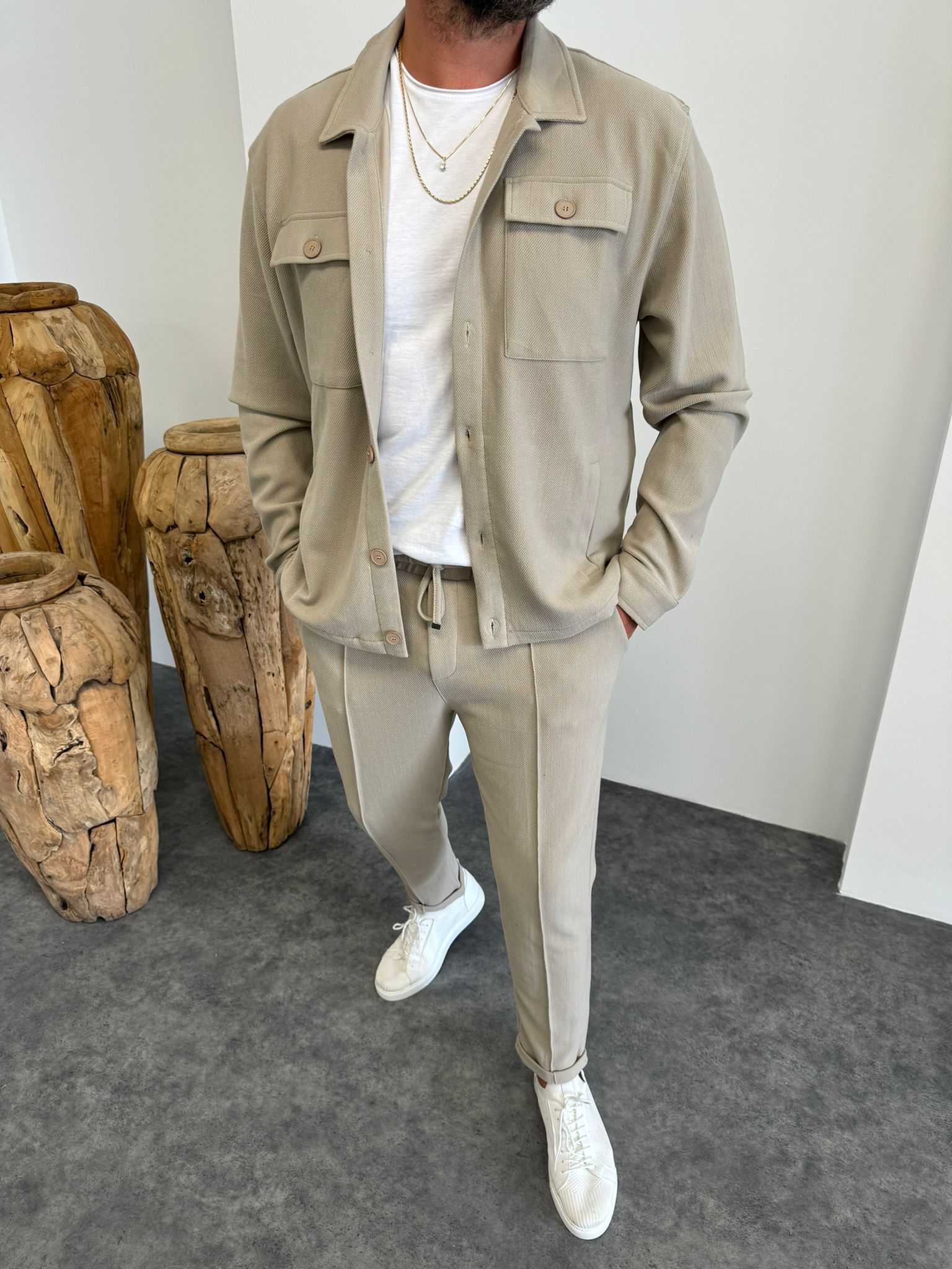 Siyah Çizgili Çift Cepli Takım