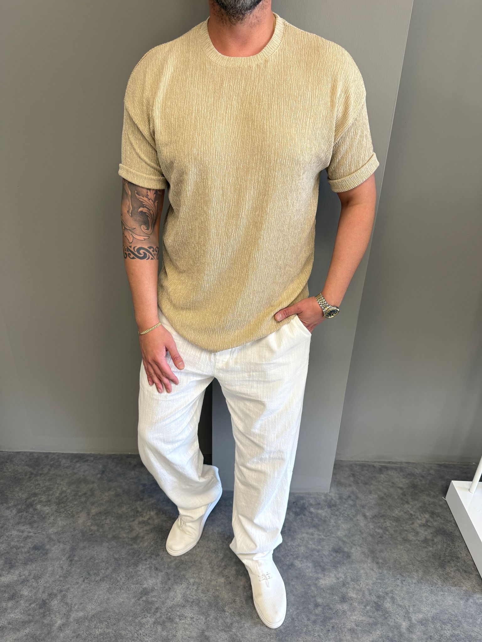 Krem Kırinkil Bisiklet Yaka T-Shirt