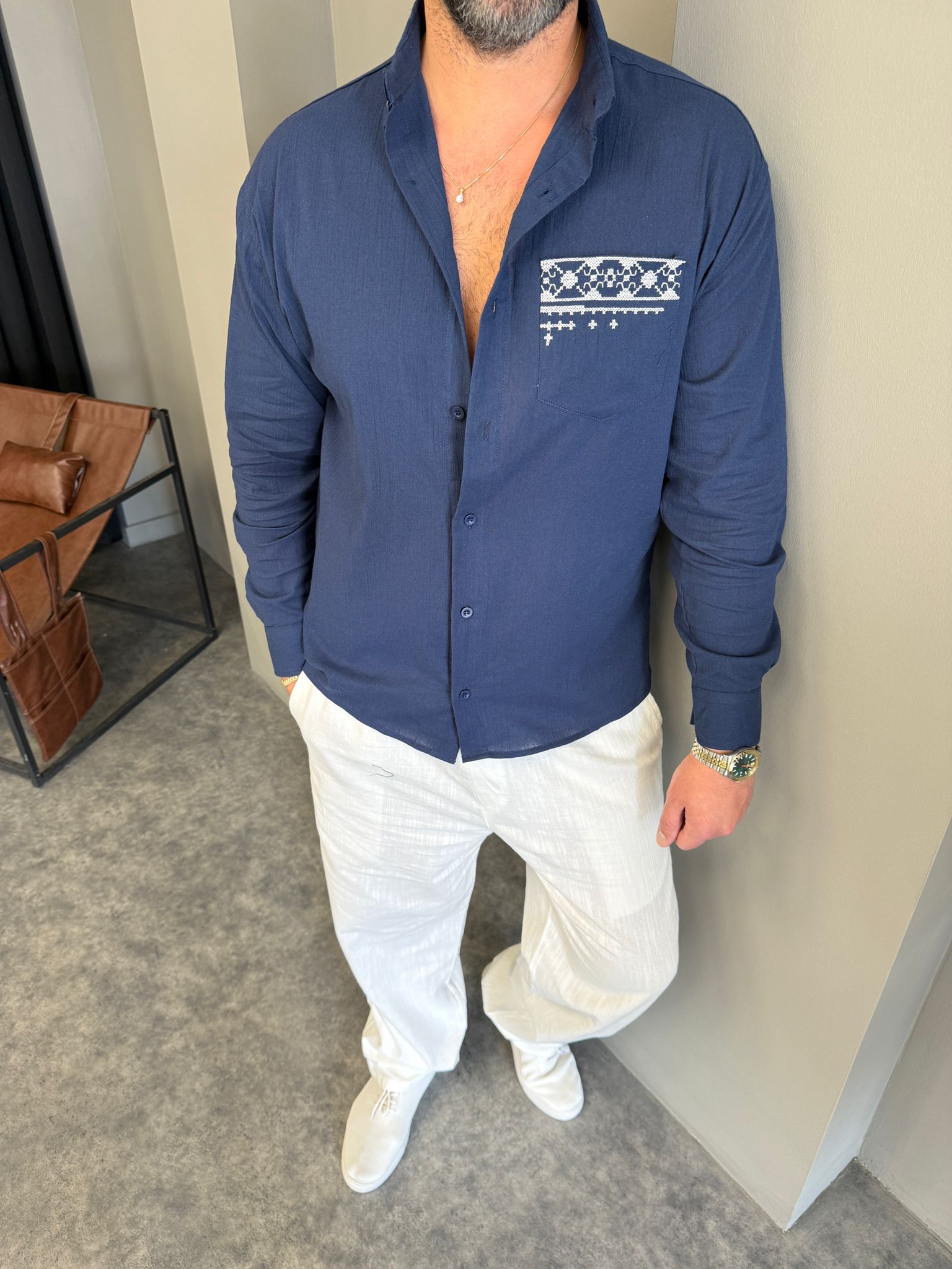 Lacivert Nakış Detaylı Gömlek