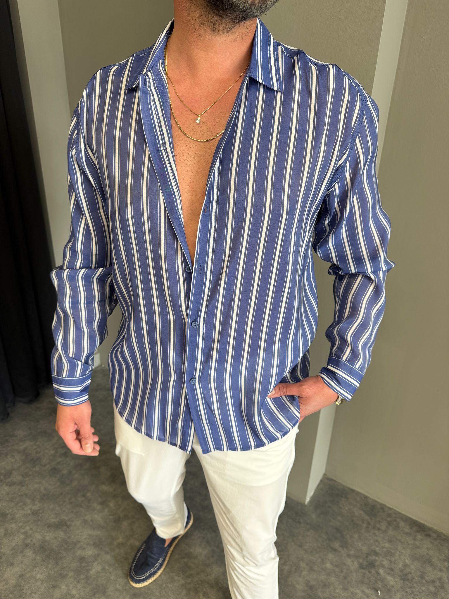Mavi-Beyaz Vual Kumaş Çizgili Gömlek