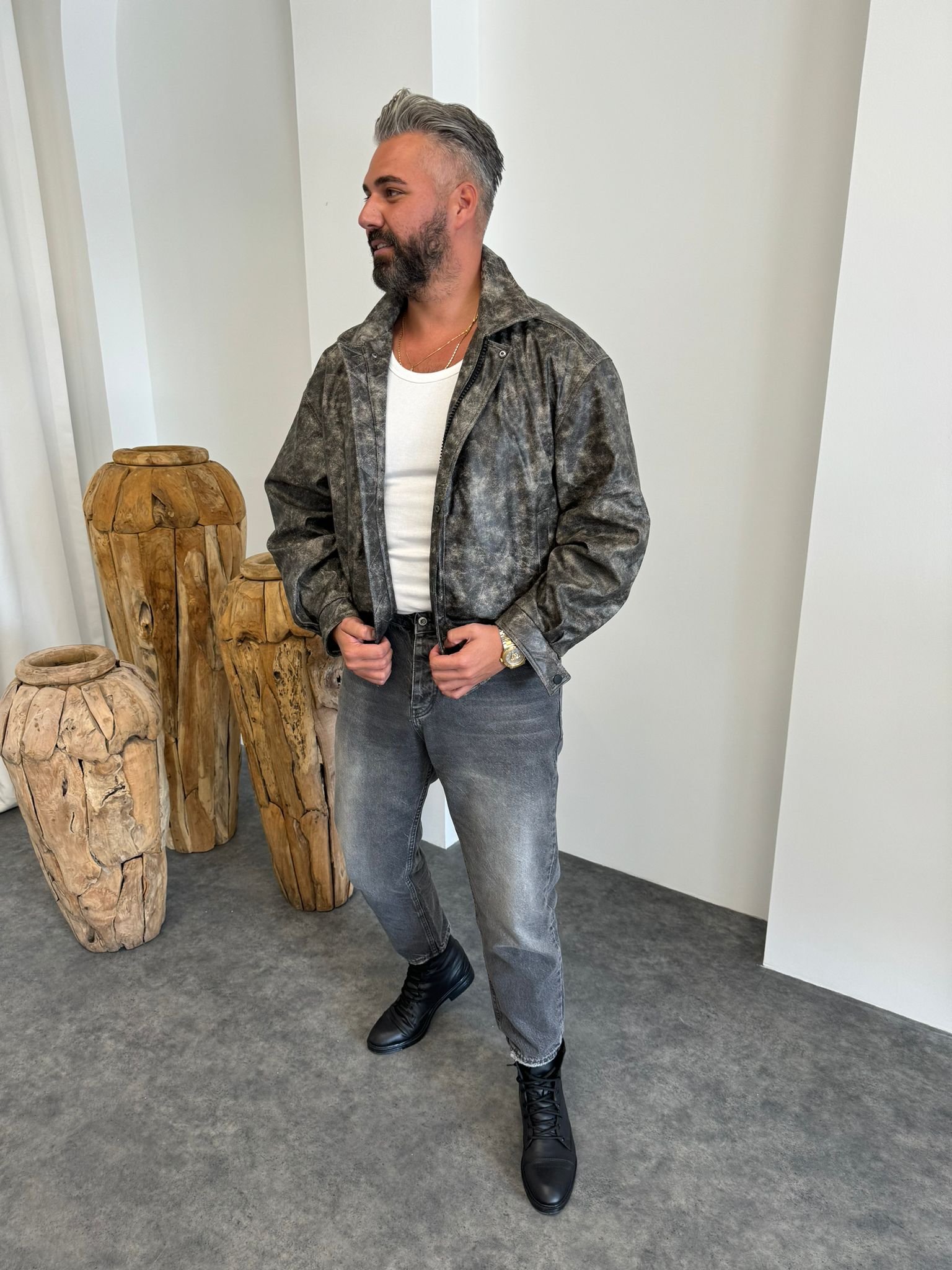 Koyu Renk Yıkamalı Tasarım Ceket