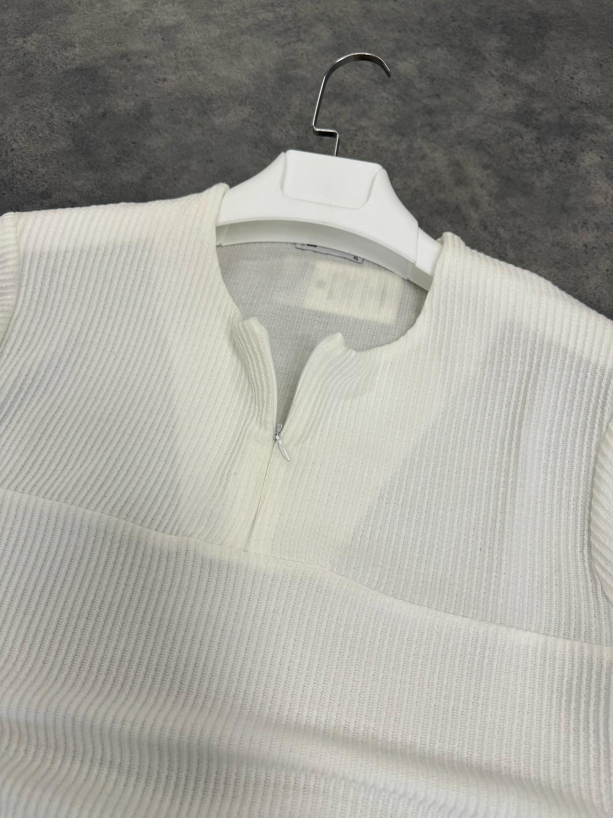 Beyaz Bebe Yaka T-Shirt