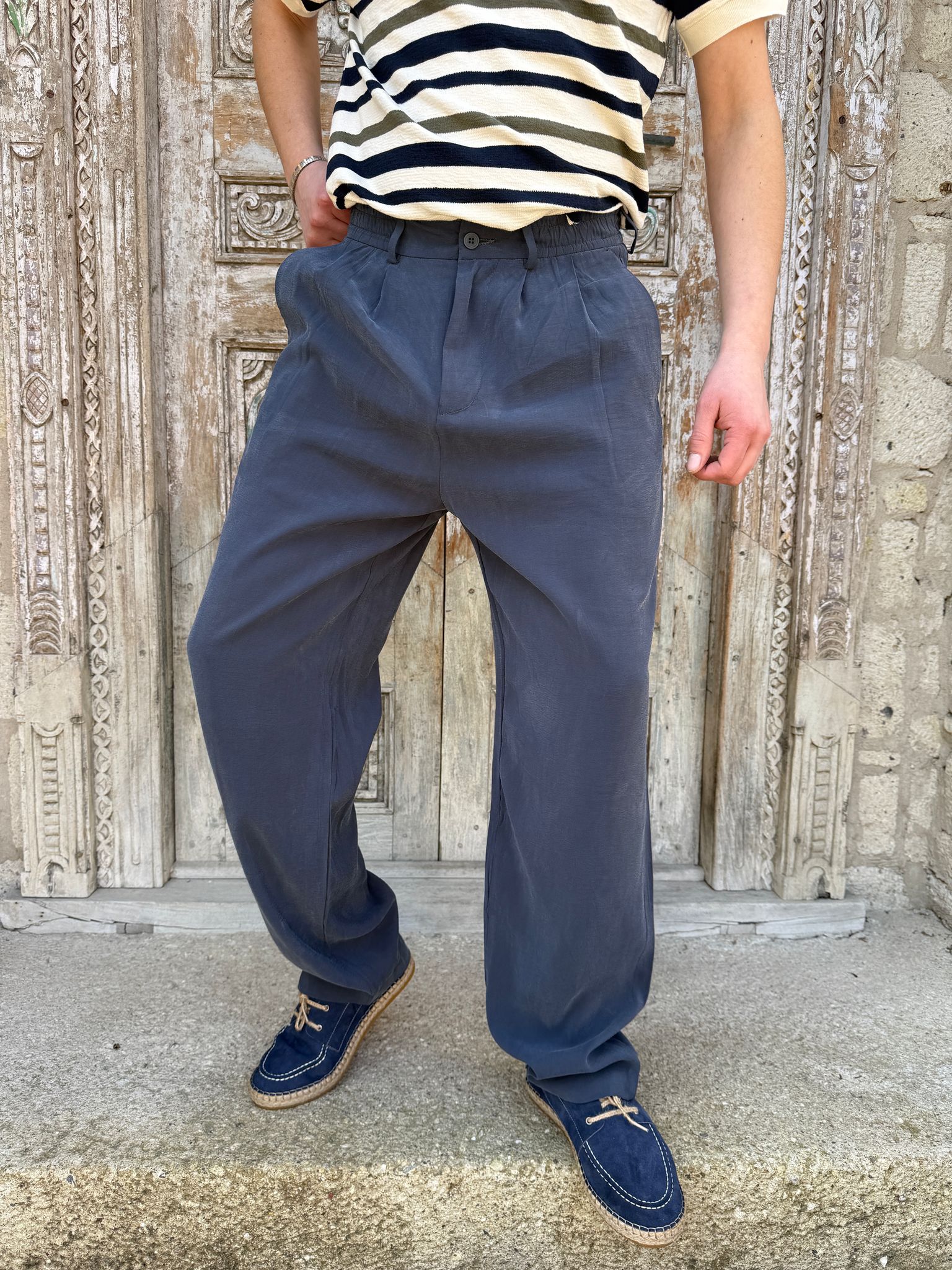 Lacivert Tensel Kumaş Pileli Baggy Pantolon