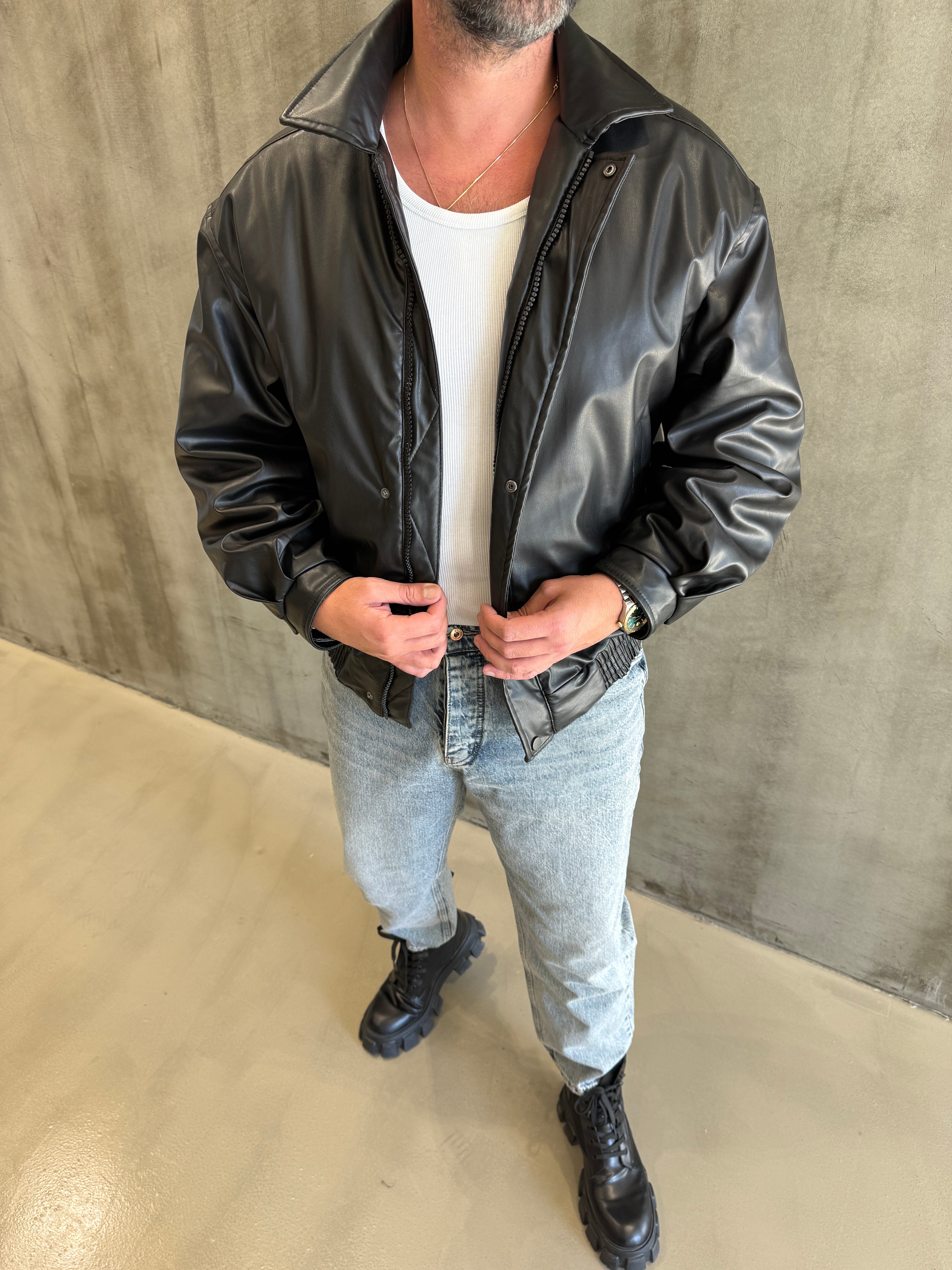 ZR Black Oversize Mont