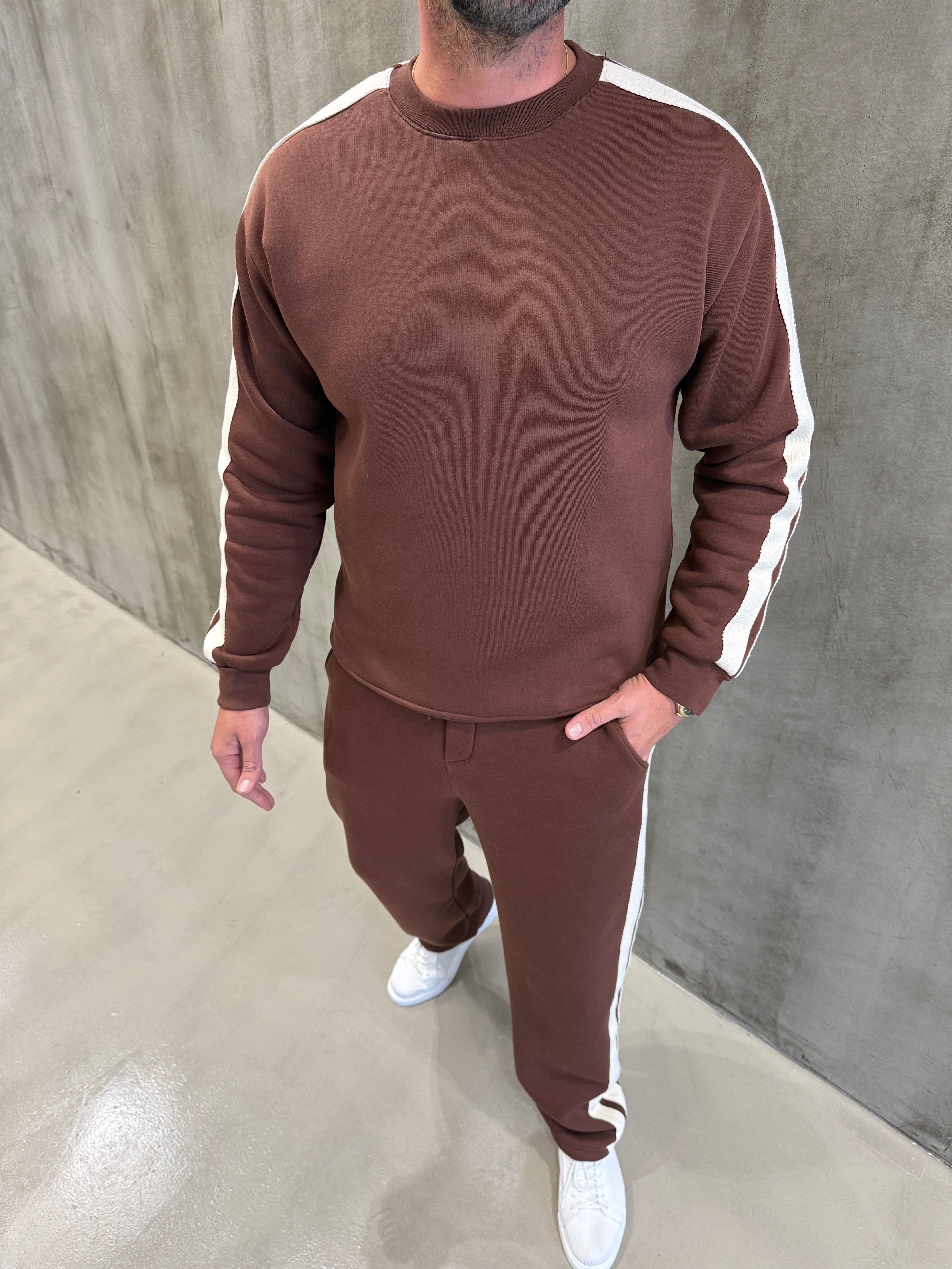 Siyah Hasır Şeritli 3 İplik Şardonlu Takım