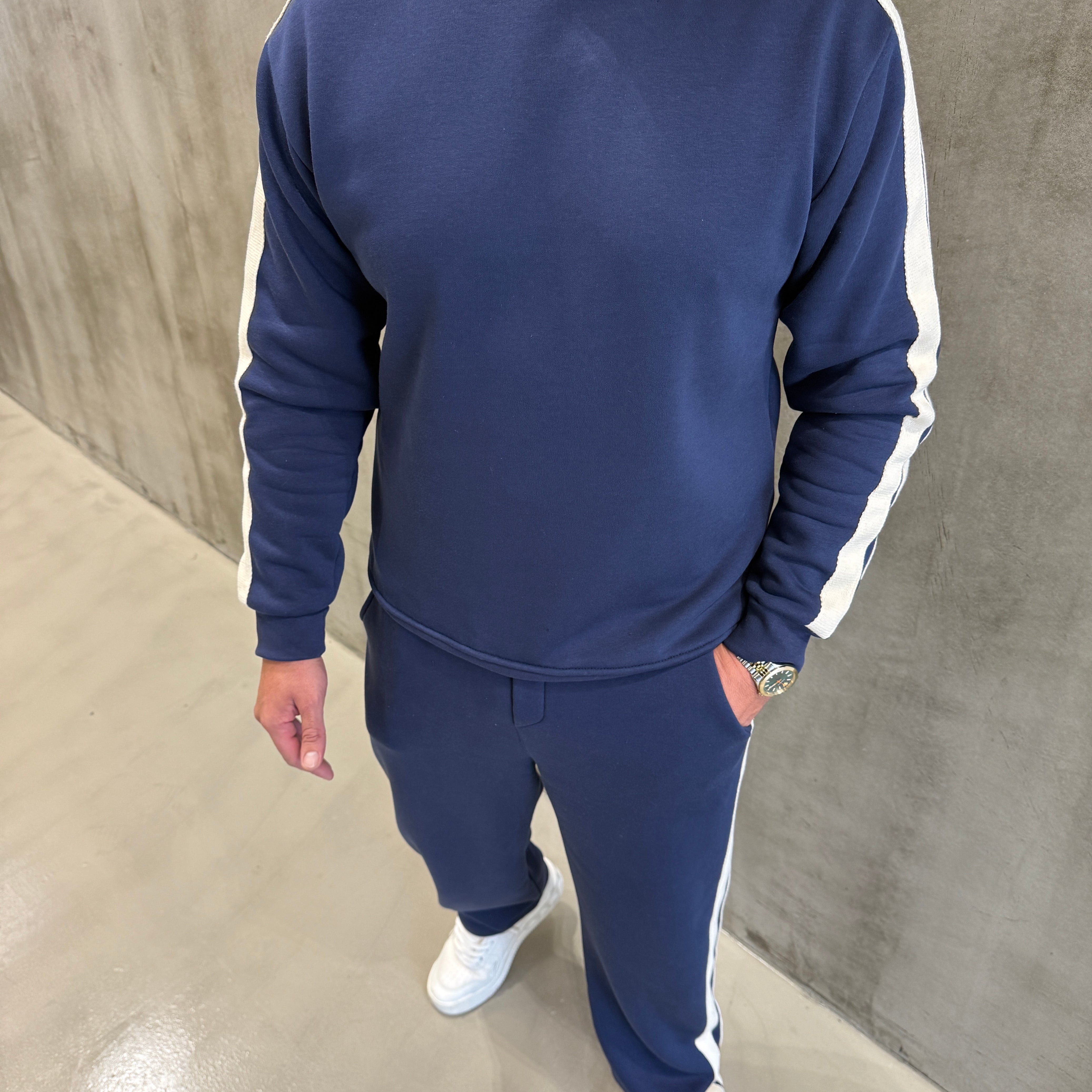 Siyah Hasır Şeritli 3 İplik Şardonlu Takım