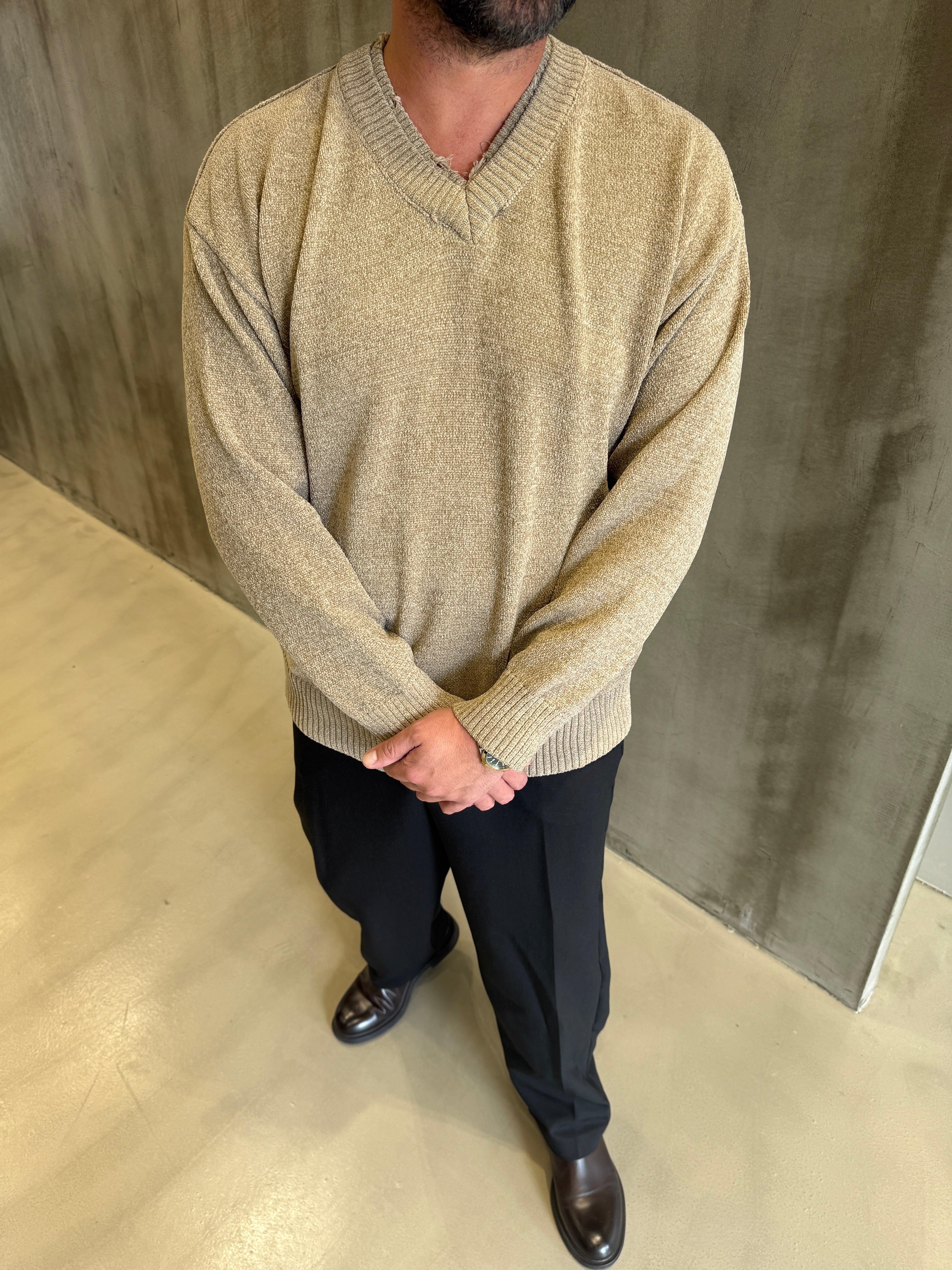 Haki Çift V Yaka Sweat