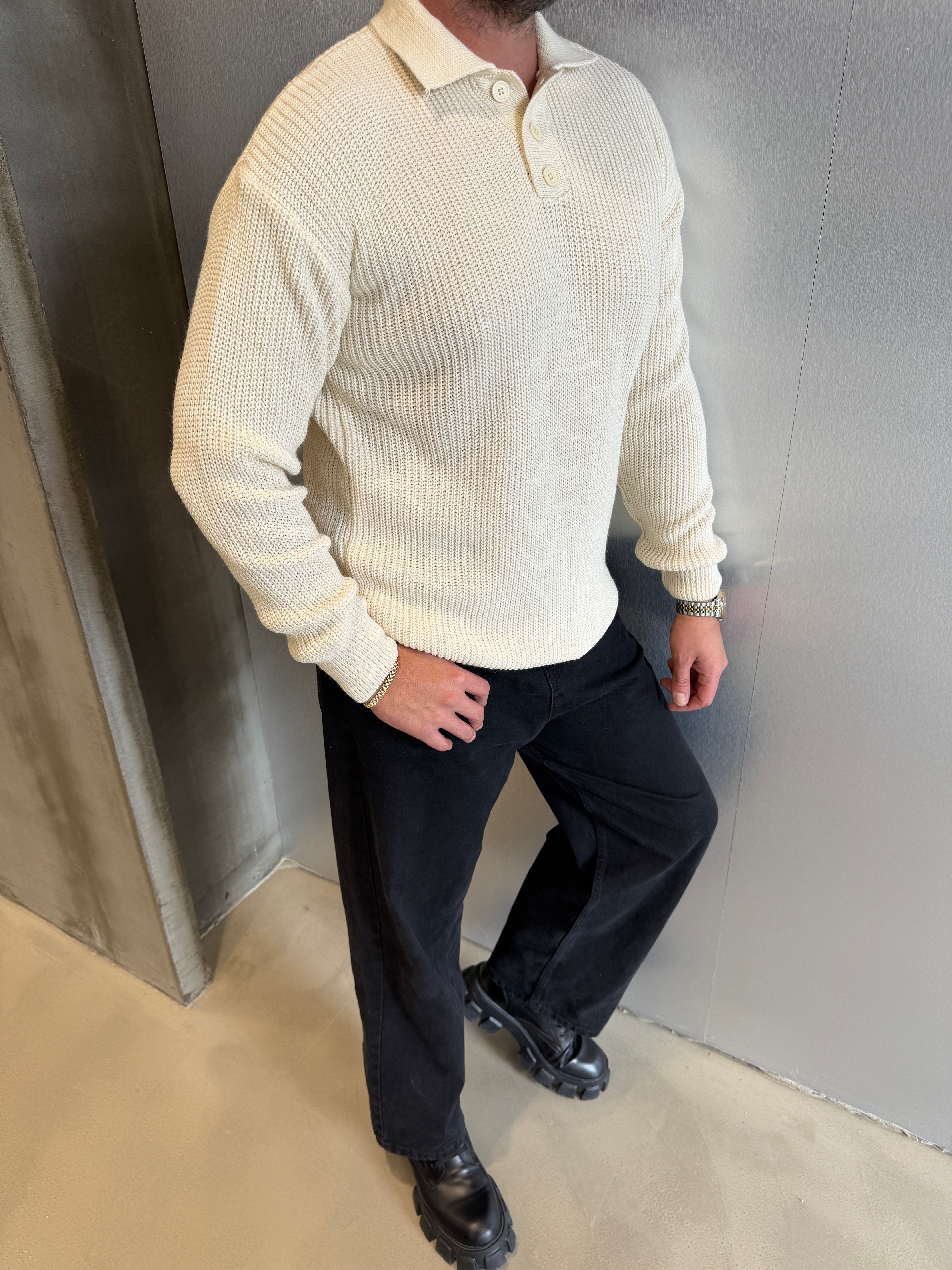 Krem Düğmeli Triko Kazak