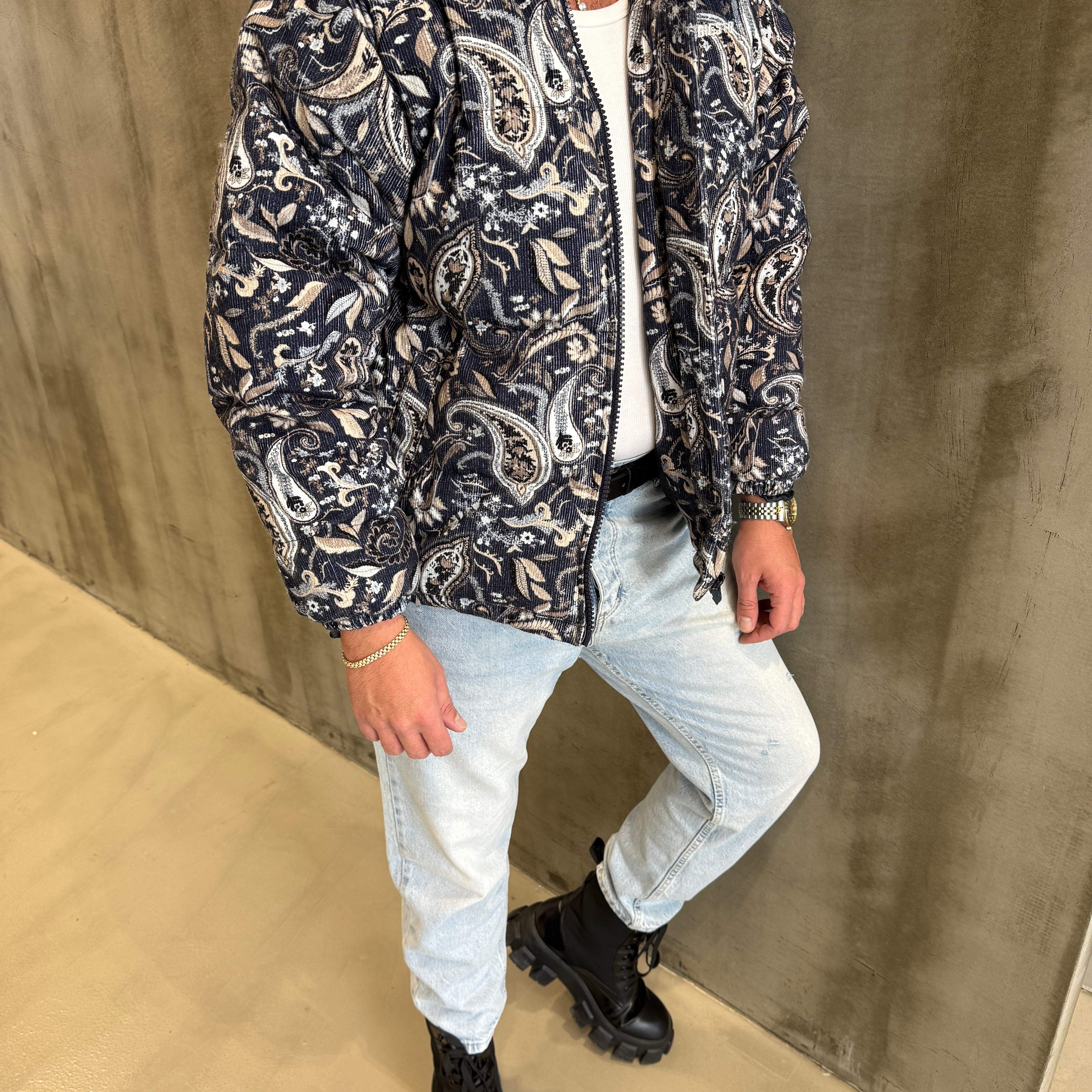 Gri Etnik Desen Kadife Premium Mont