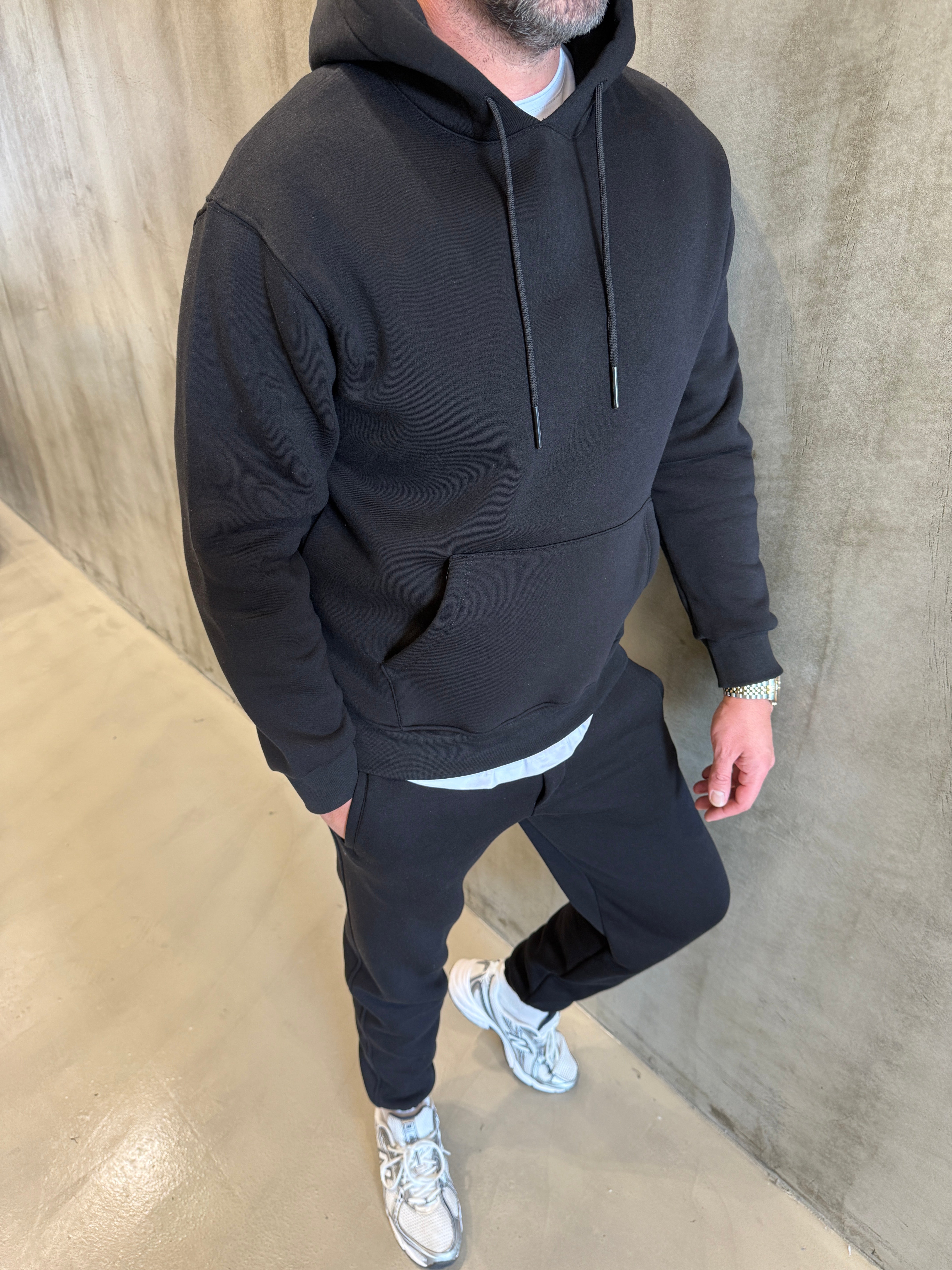 Siyah 3 İplik Kapüşonlu Takım