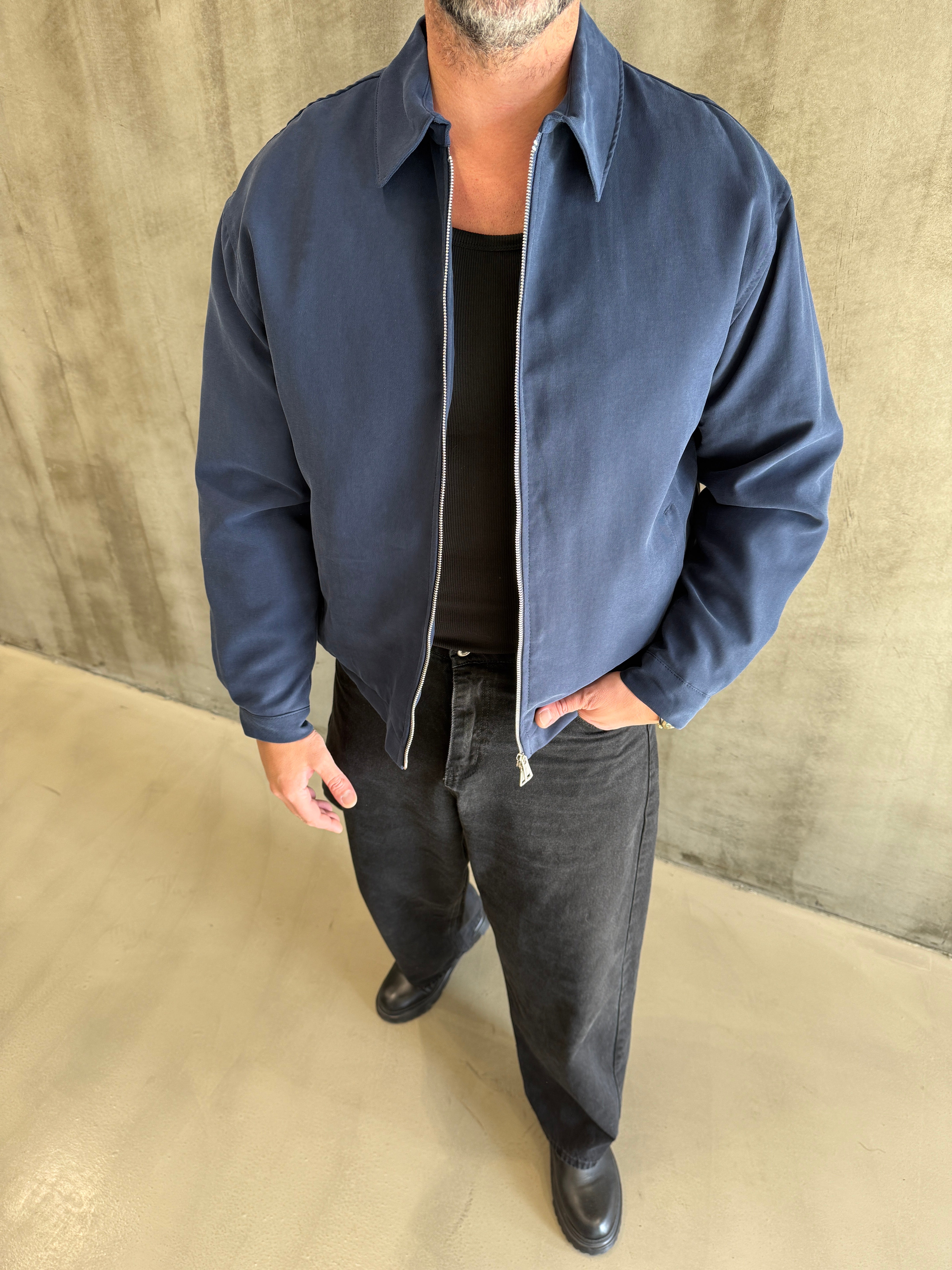 Lacivert Gramajlı Modal Kumaş Mont