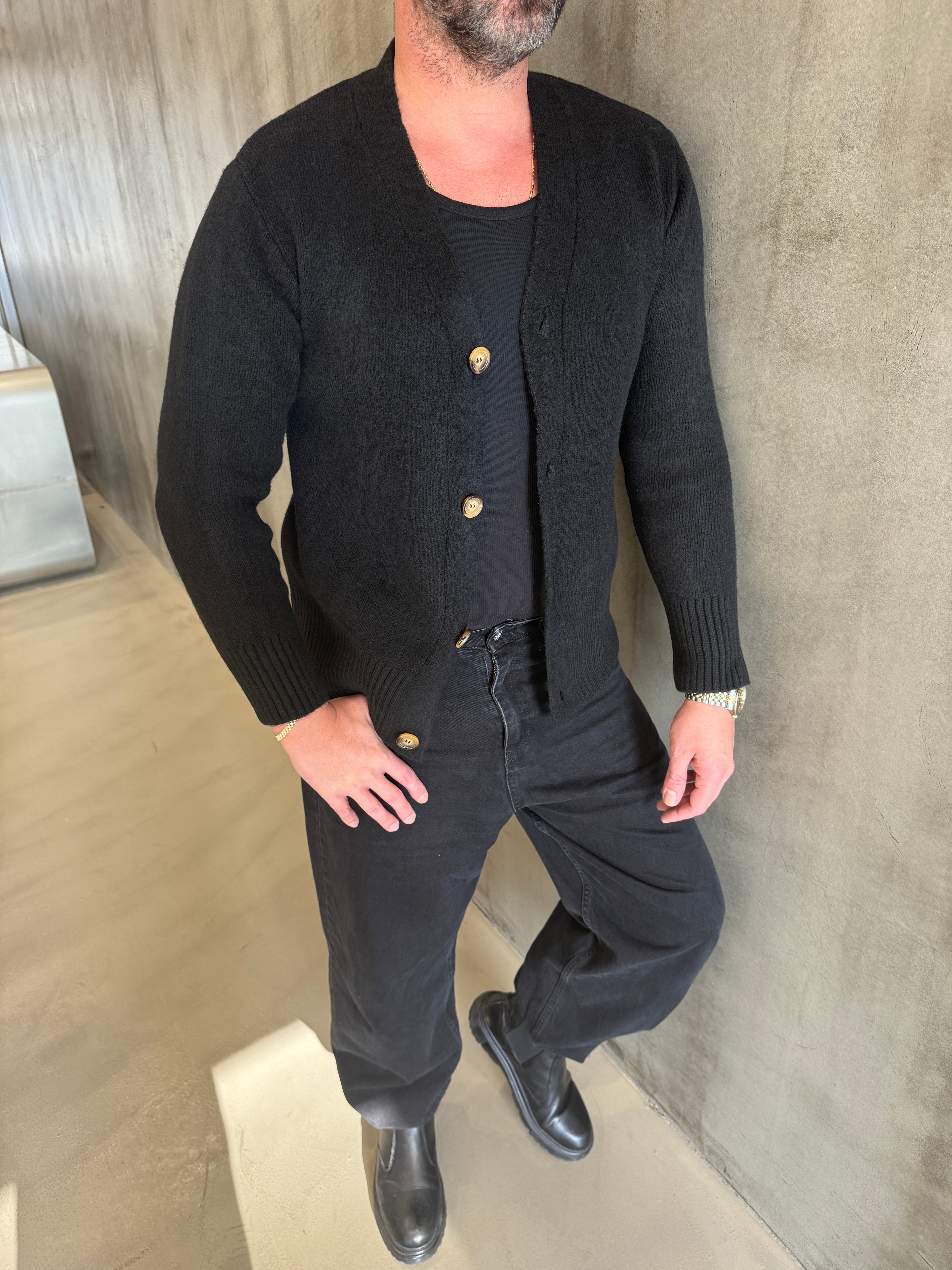 Siyah Sakallı Kumaş Hırka