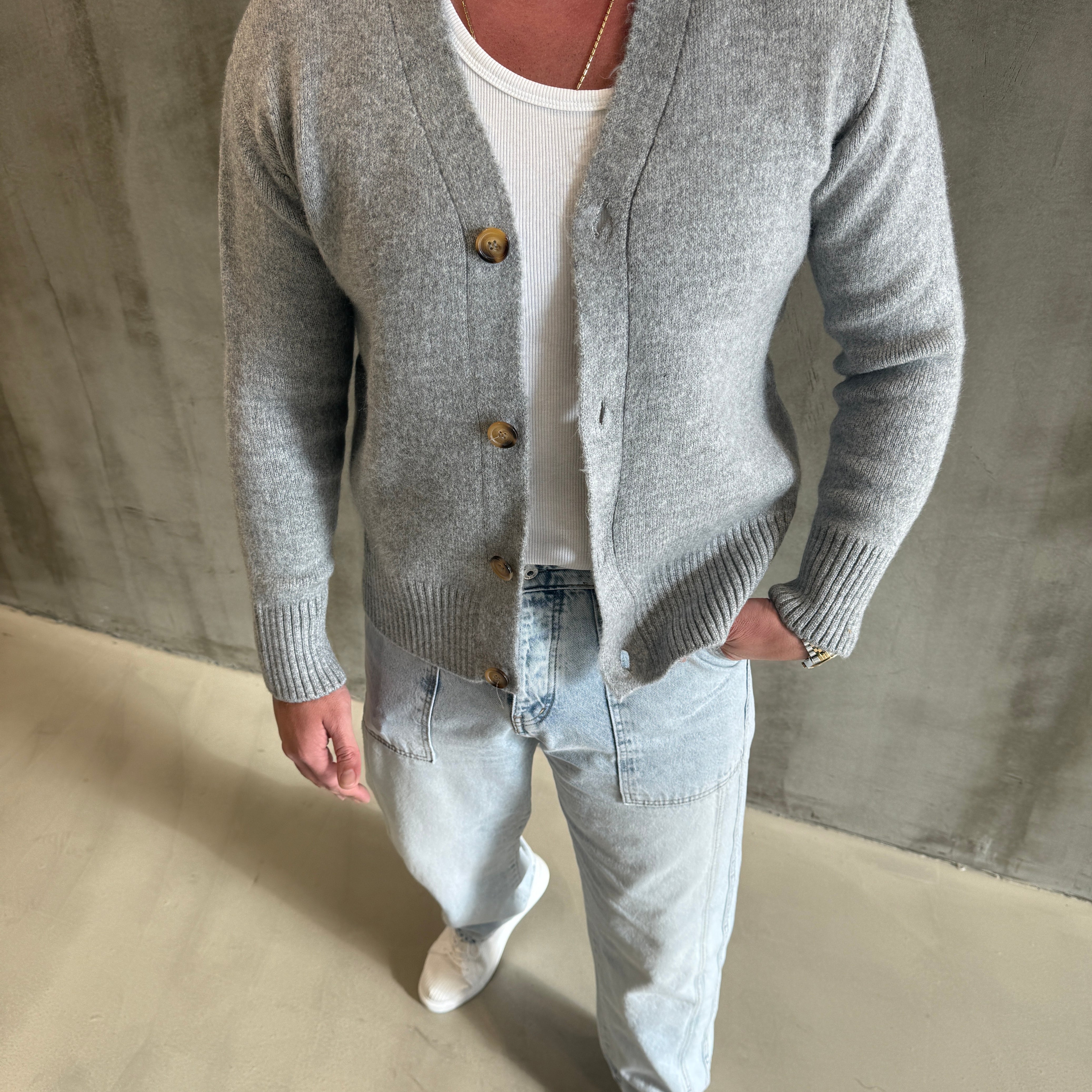 Ekru Sakallı Kumaş Hırka