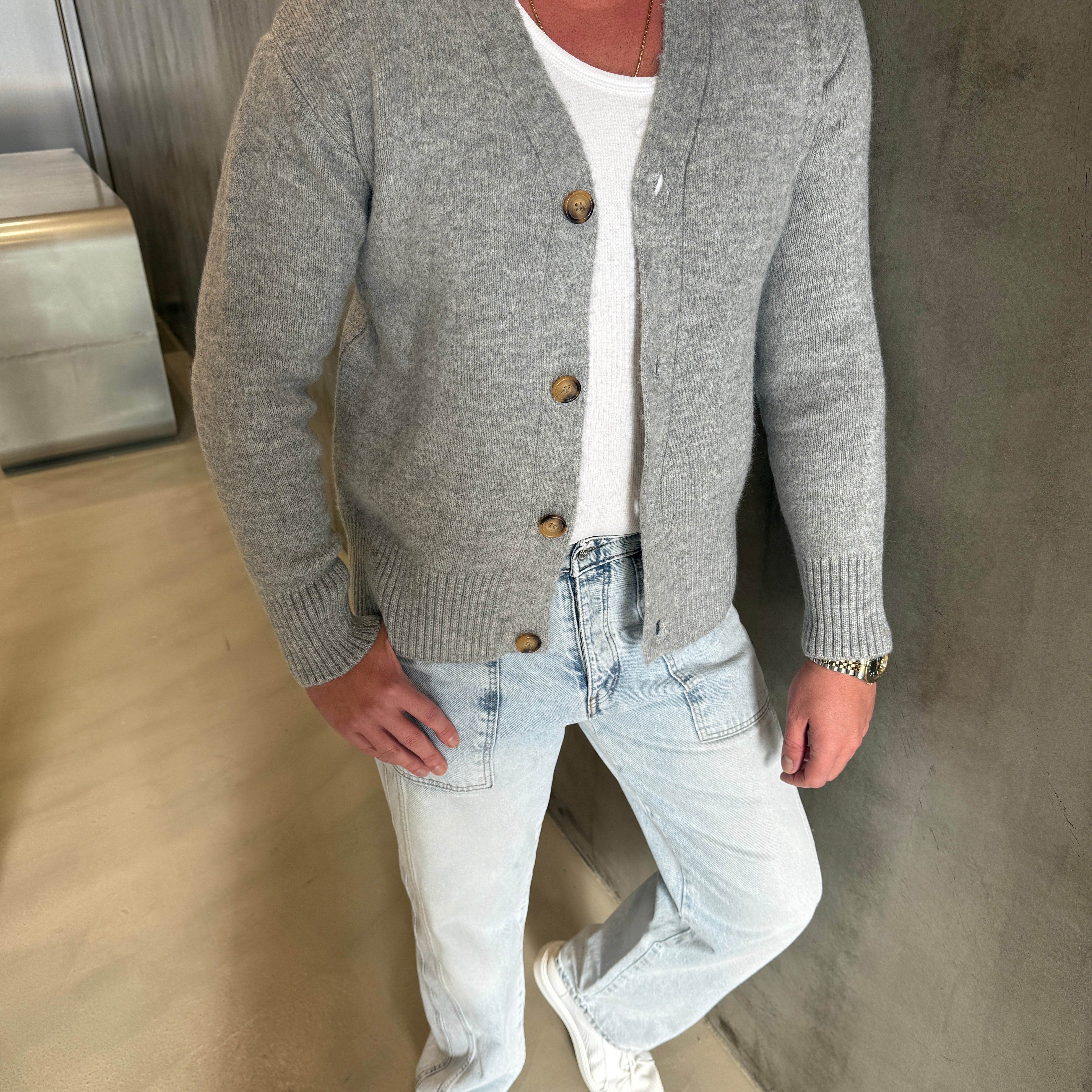 Ekru Sakallı Kumaş Hırka