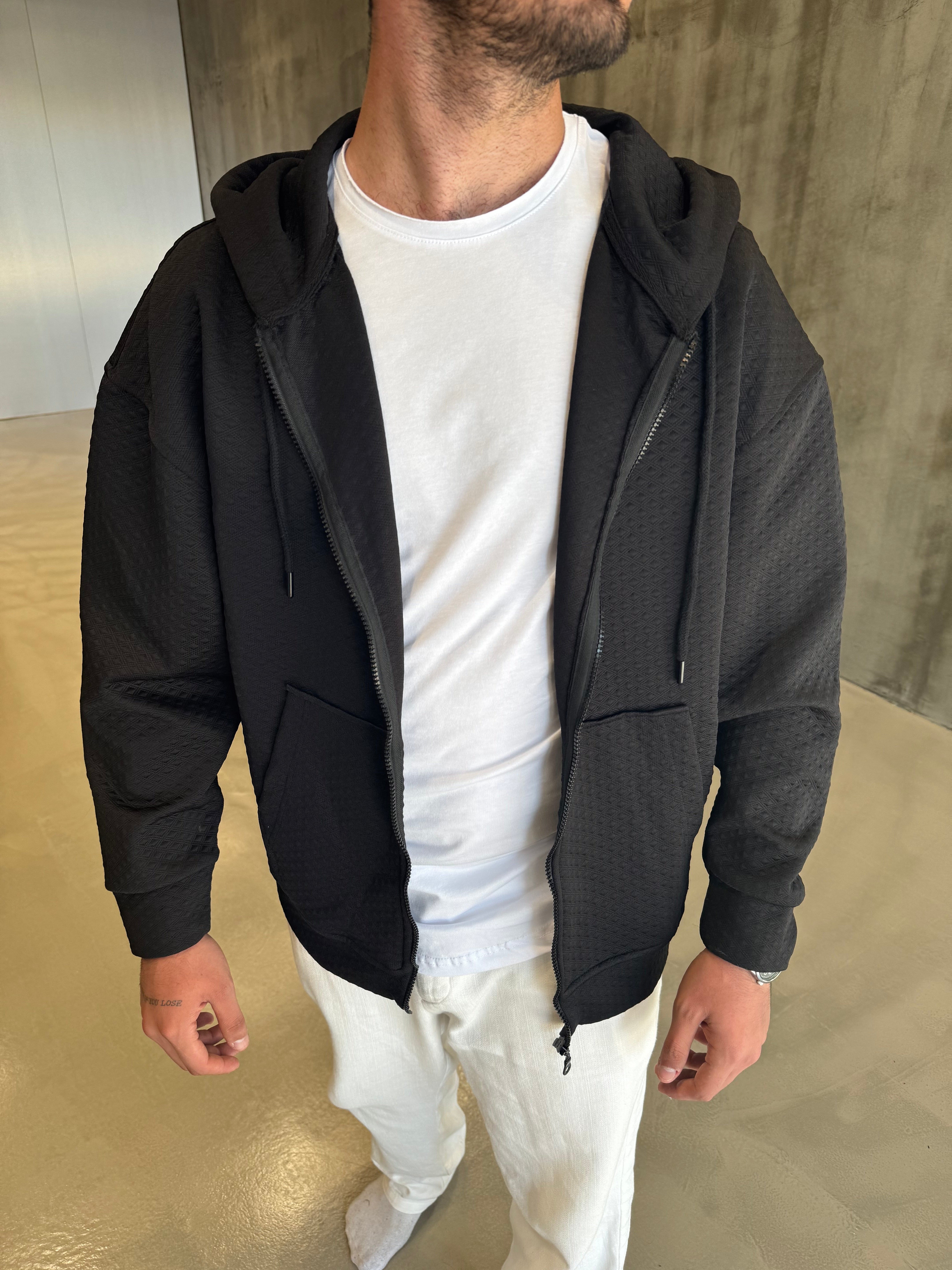 Siyah Kendinden Desenli Kapüşonlu Hırka