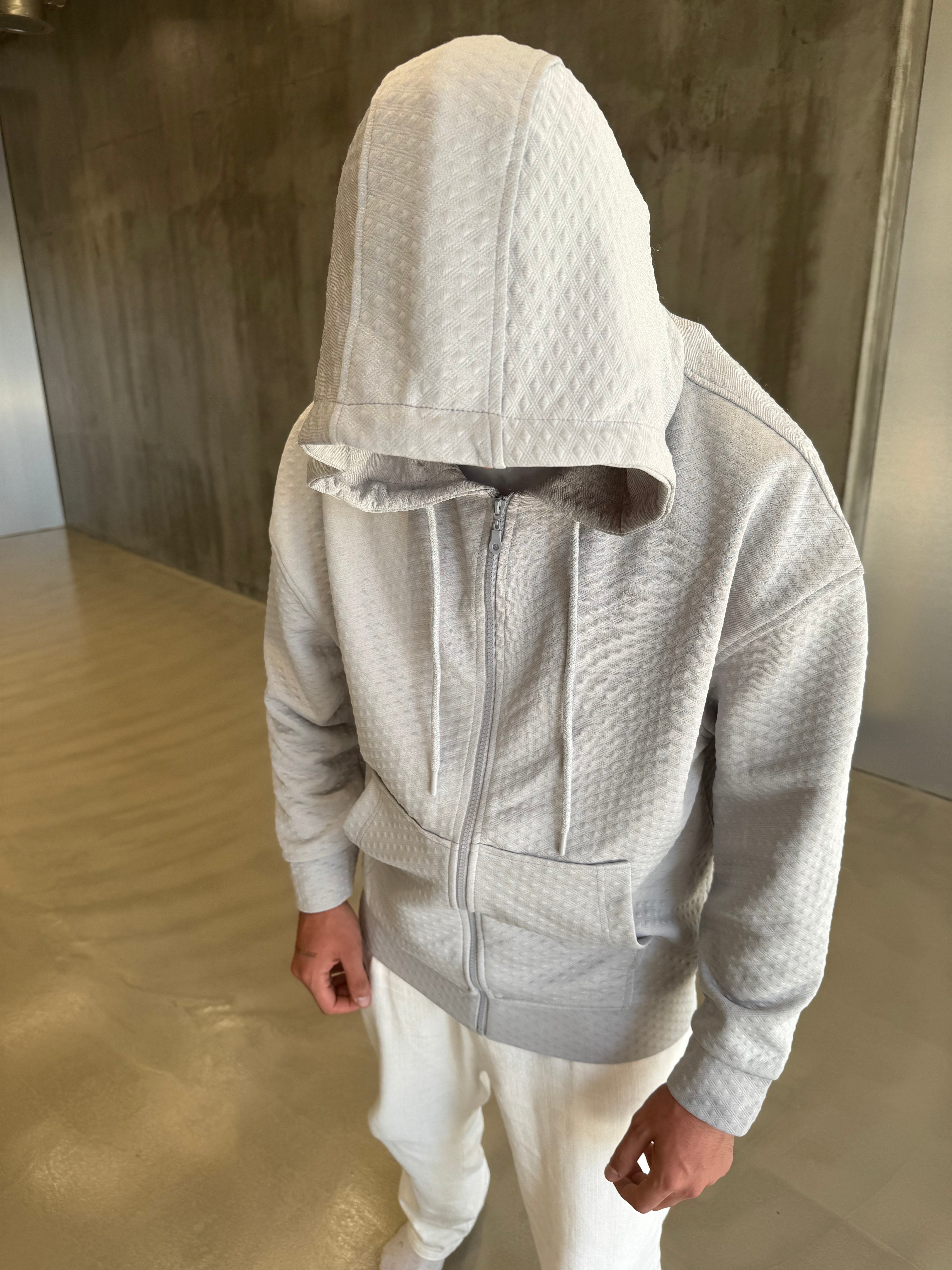 Gri Kendinden Desenli Kapüşonlu Hırka