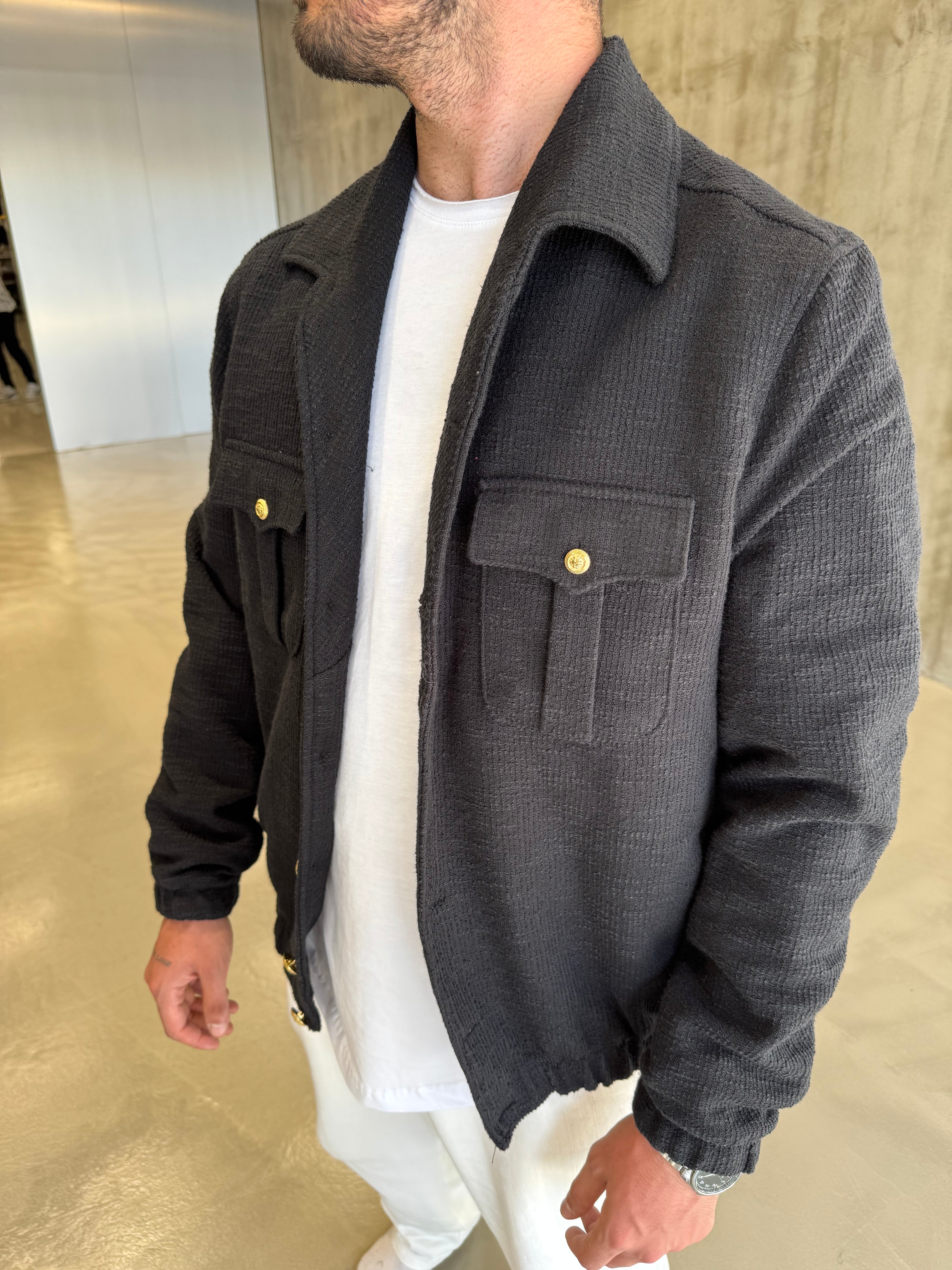 Siyah Gold Detaylı Mevsimlik Ceket