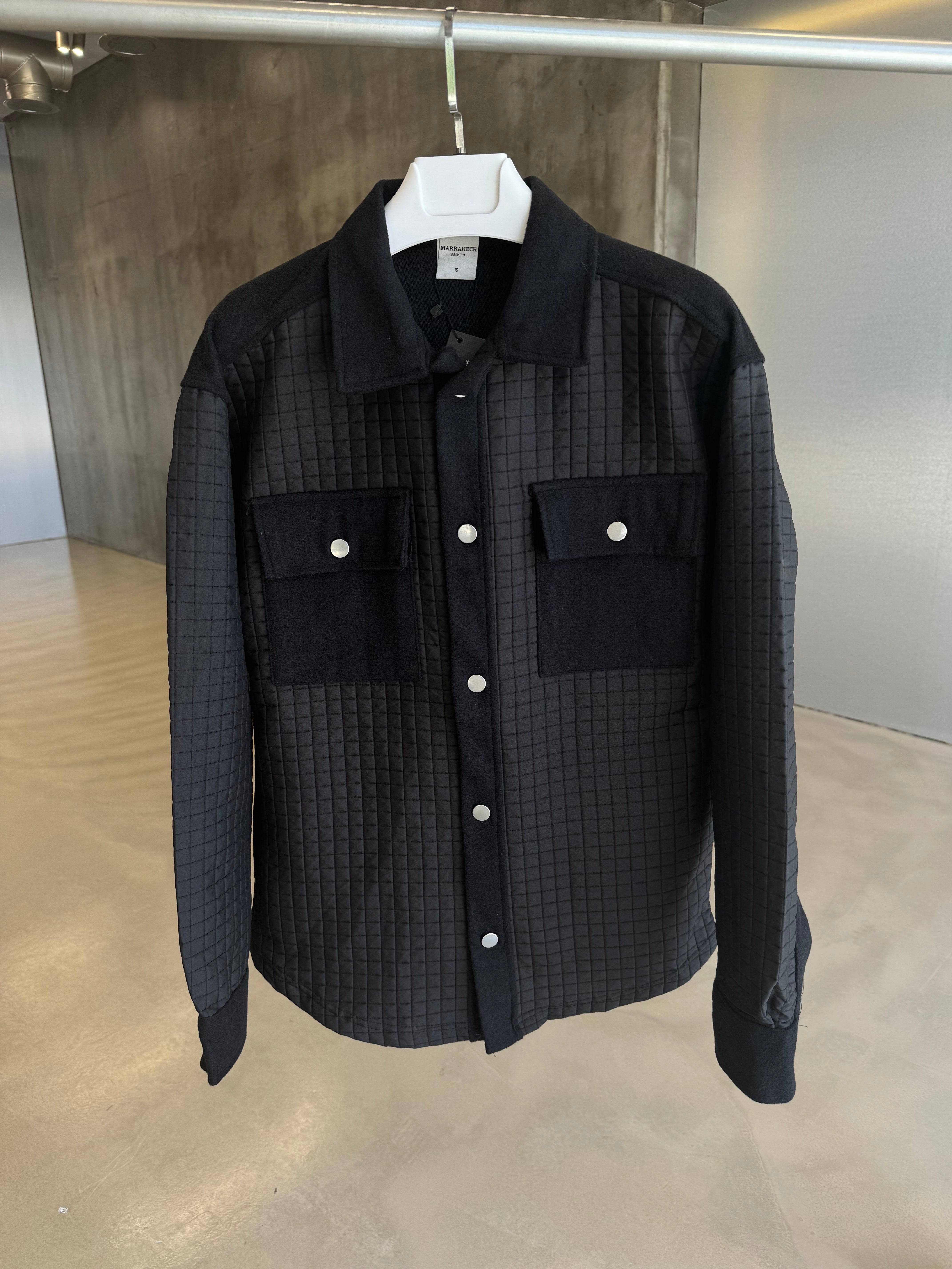 Siyah Kapitone Ceket