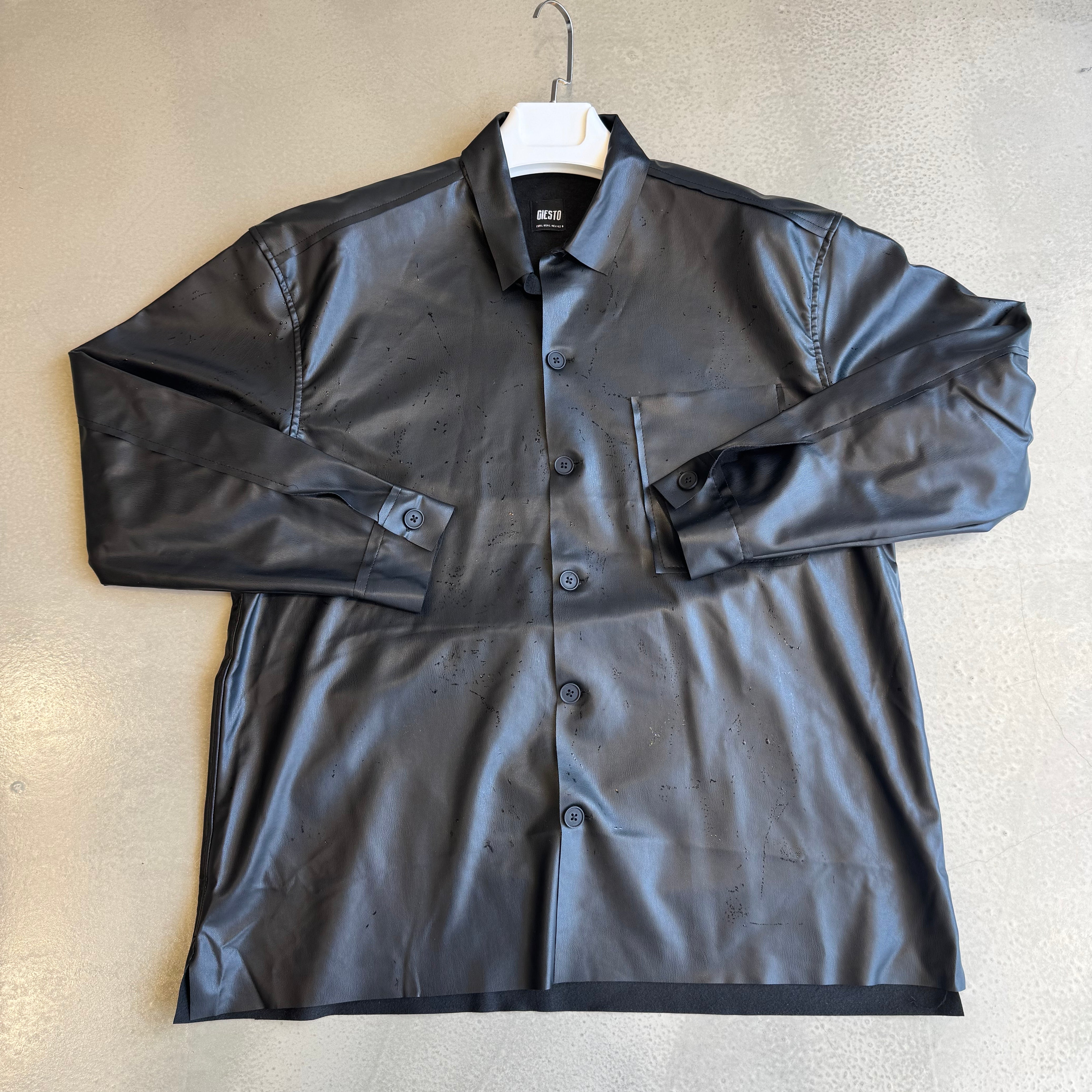 Siyah Deri Gömlek