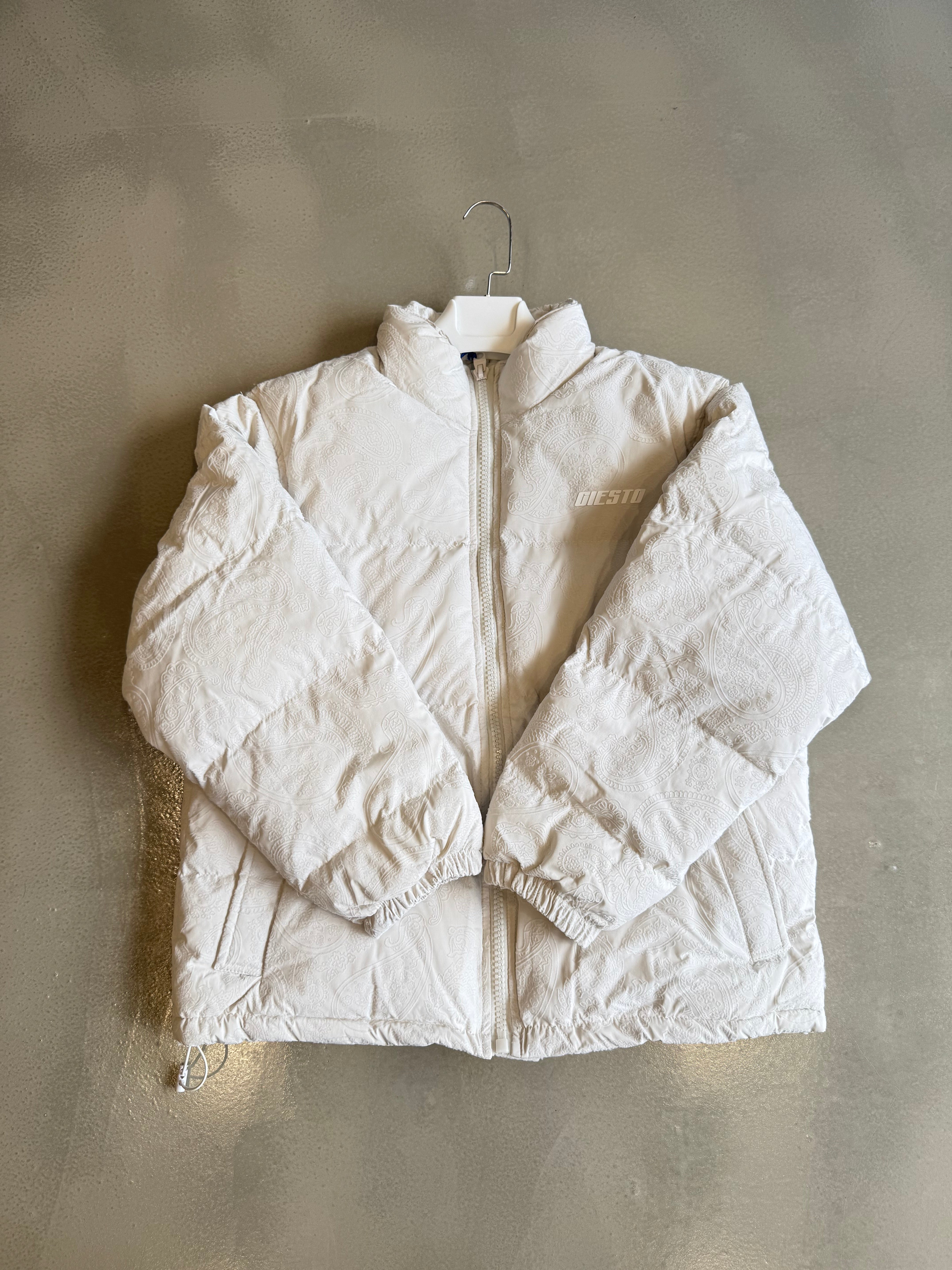 Krem Kendinden Desenli Şişme Mont