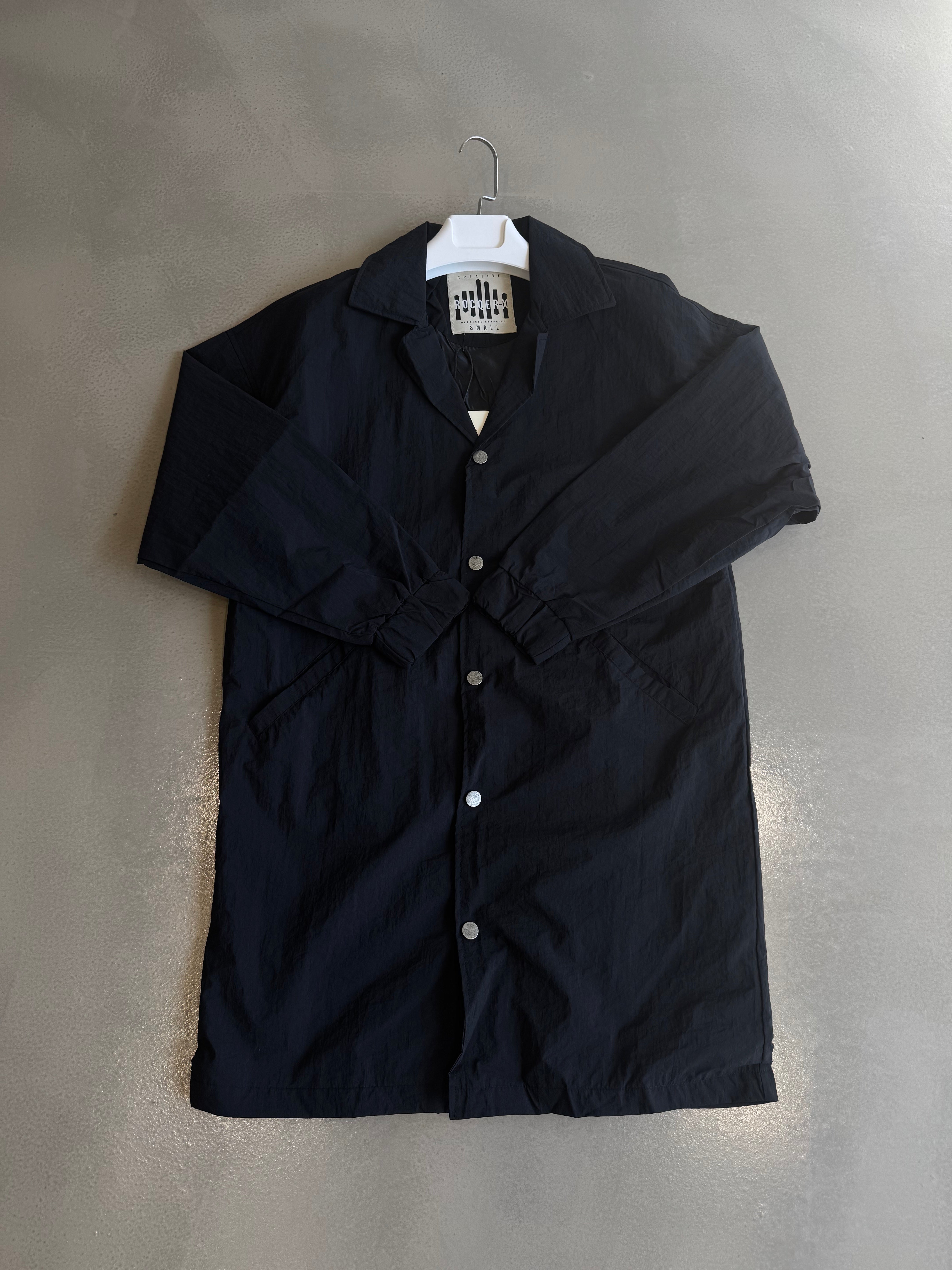 Siyah Uzun Yağmurluk