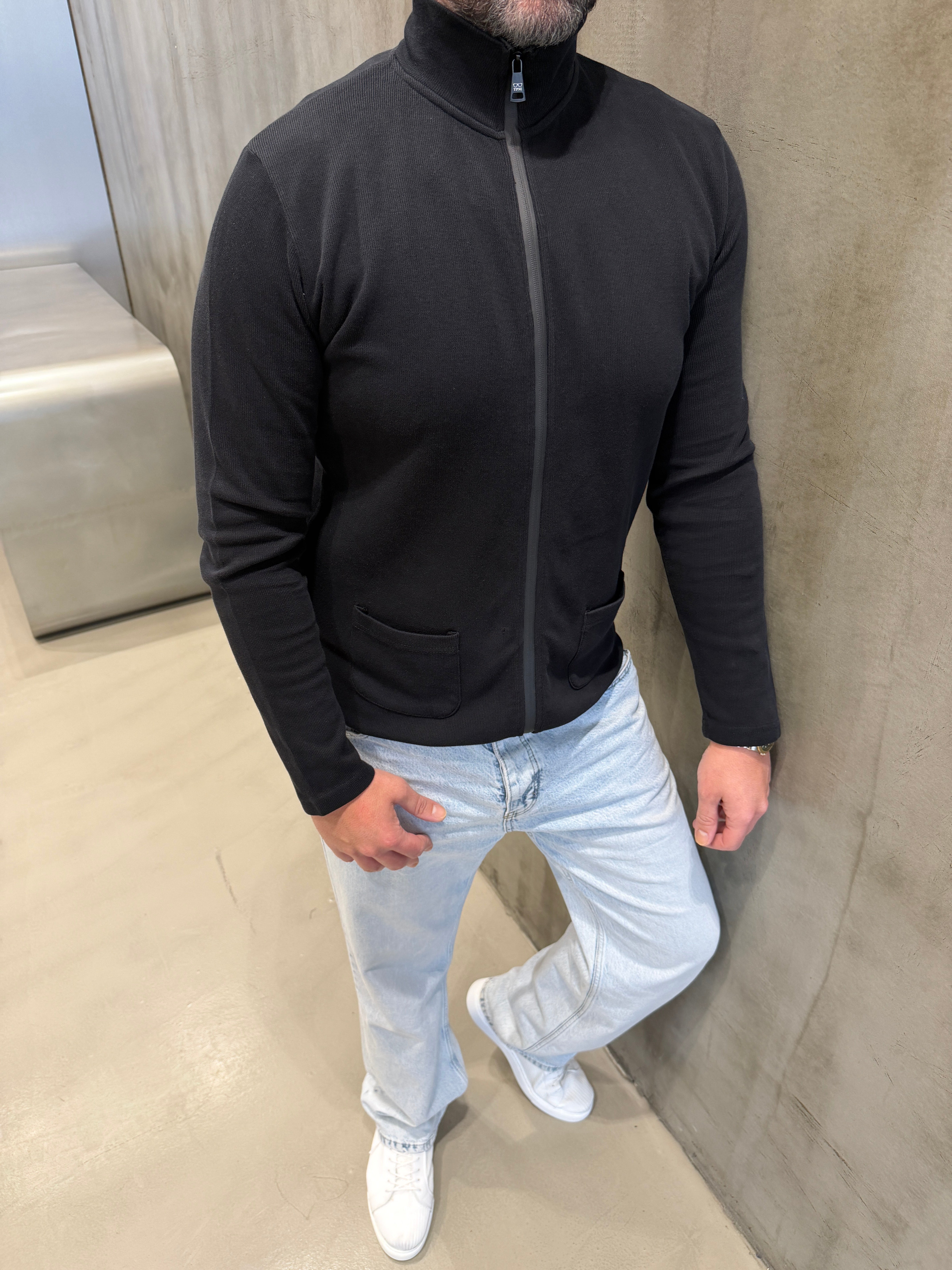 Siyah Yıkamalı Hırka