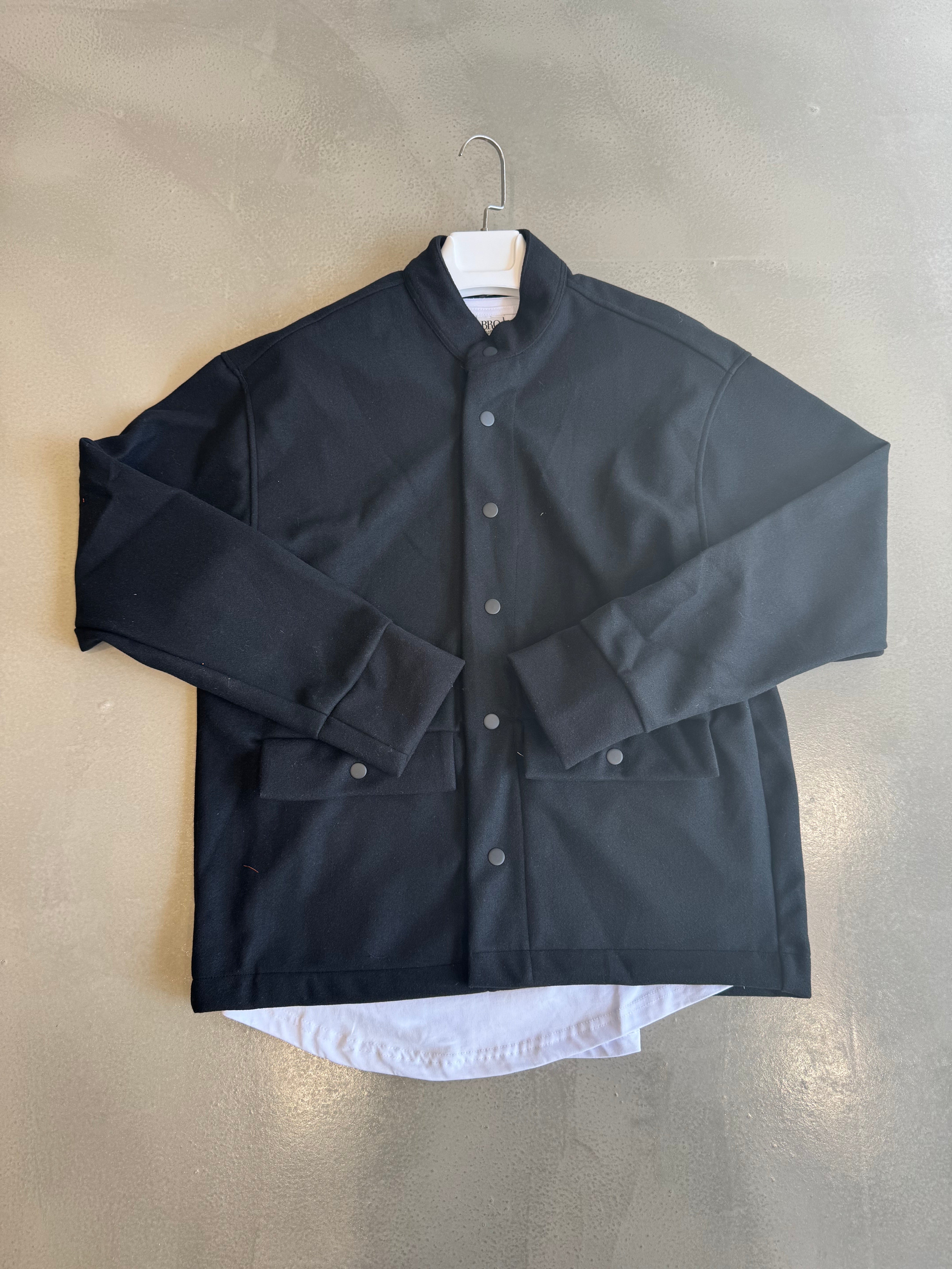 Siyah Hakim Yaka Kaşmir Ceket