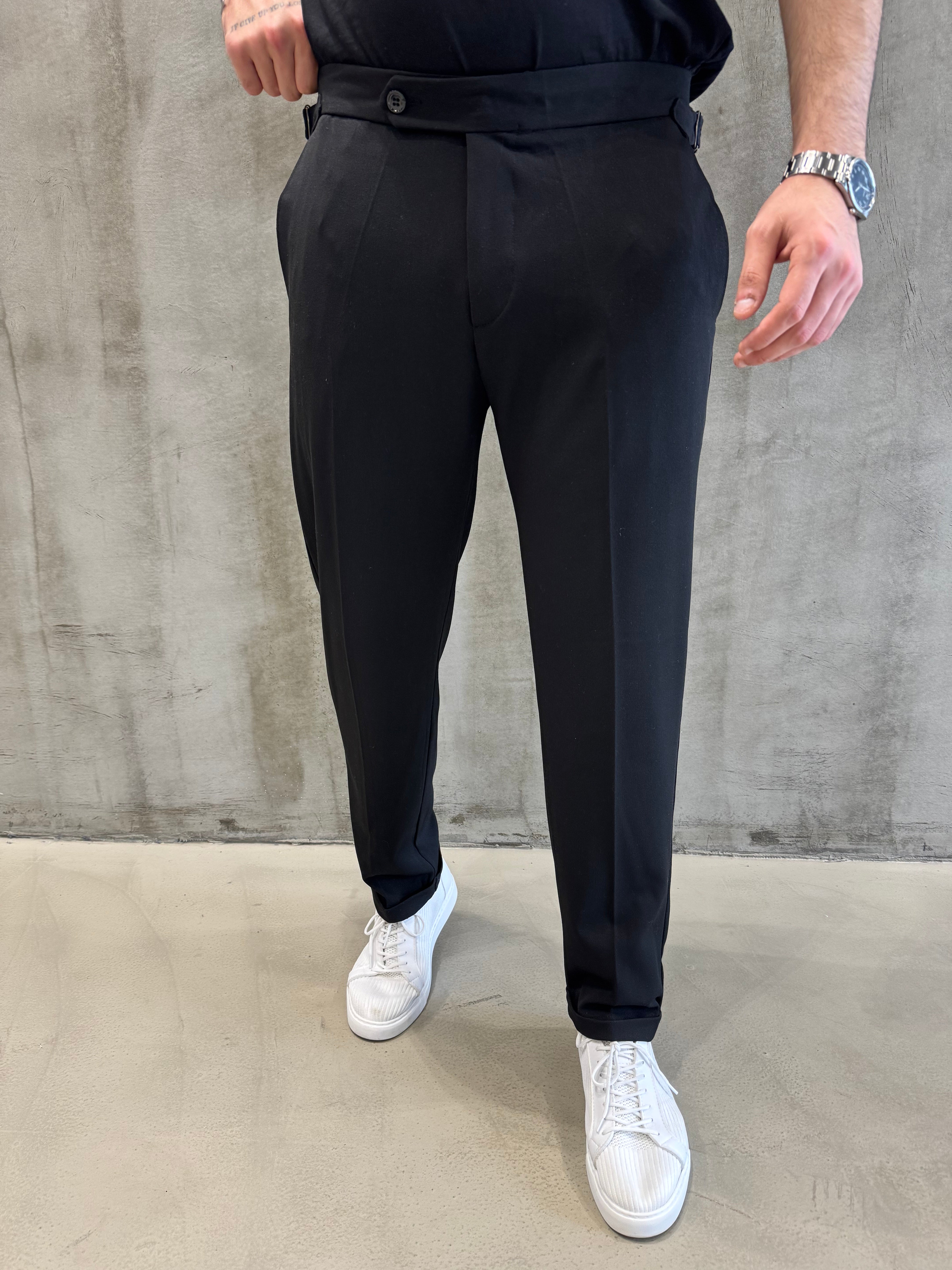 Siyah Kemer Detaylı BR Pantolon