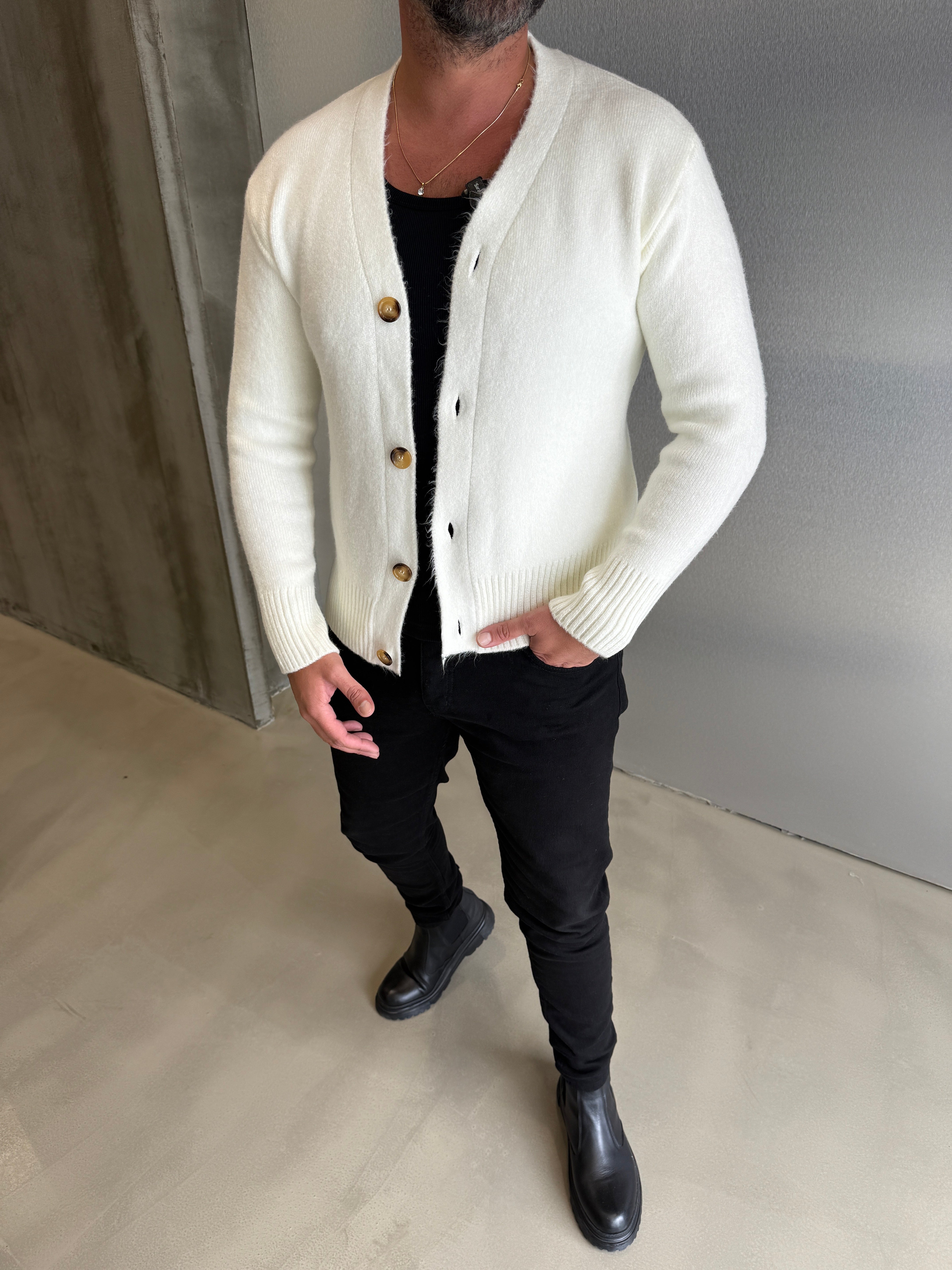 Beyaz Keçe Kumaş Hırka