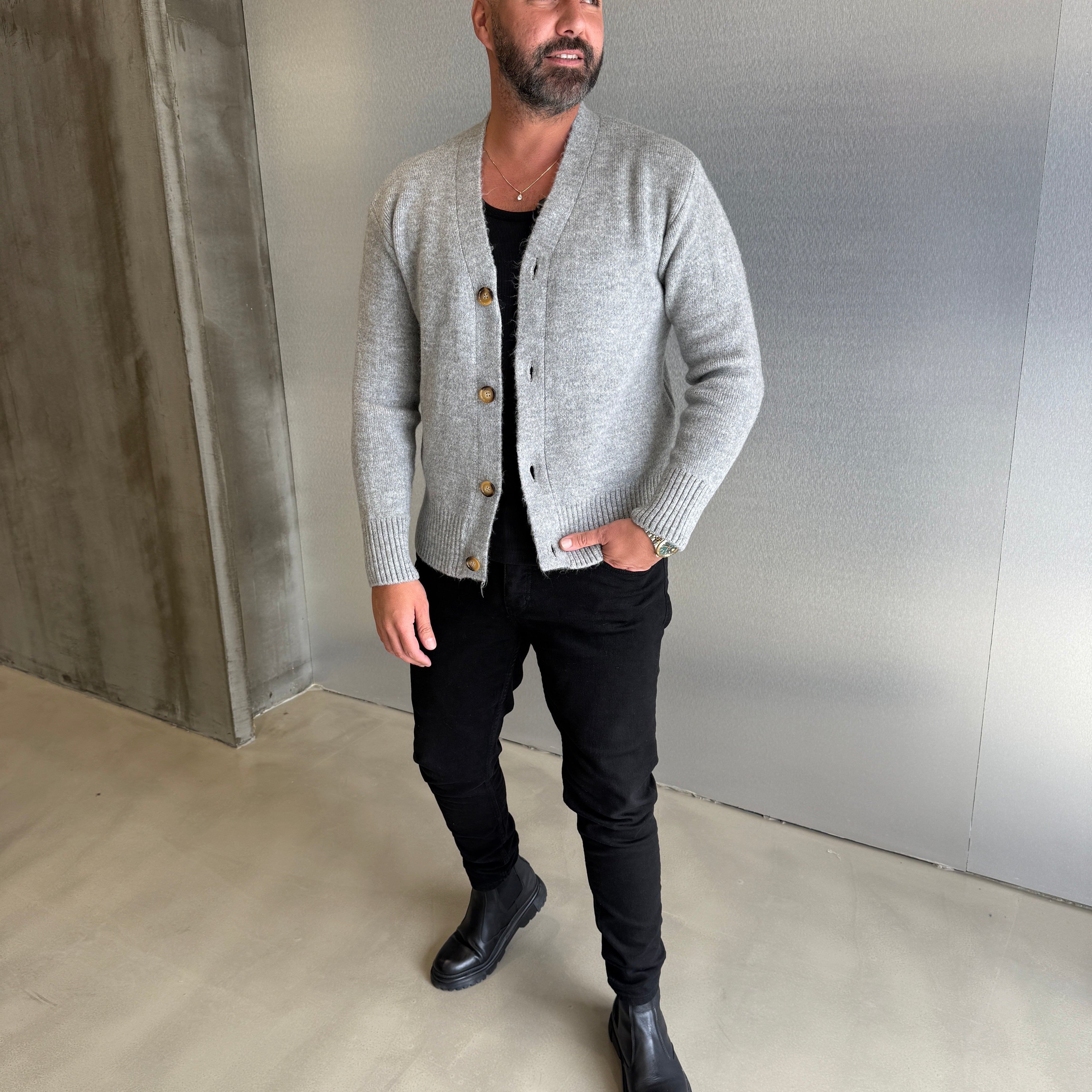 Beyaz Keçe Kumaş Hırka