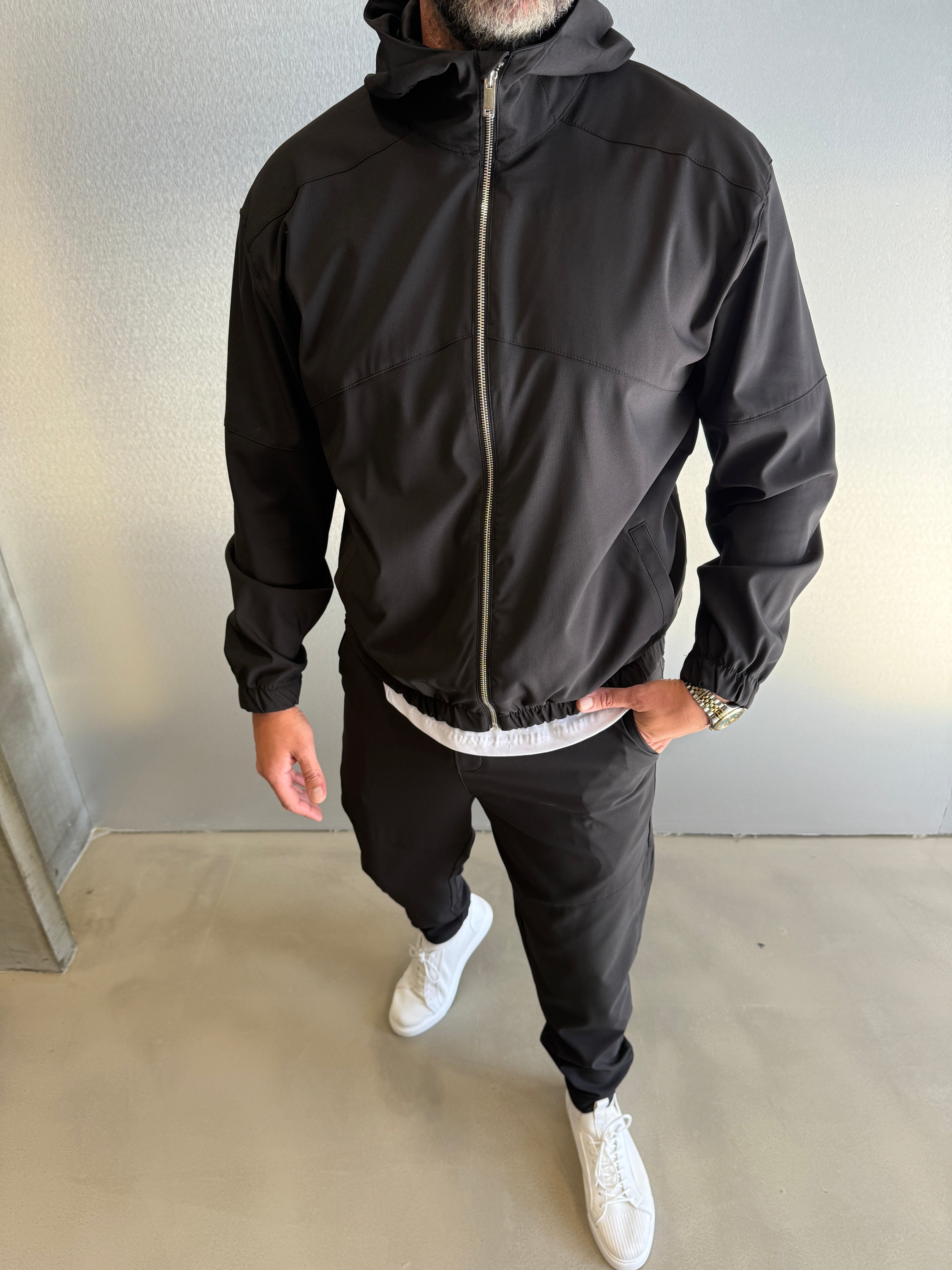 Siyah Mumlu Kumaş Takım