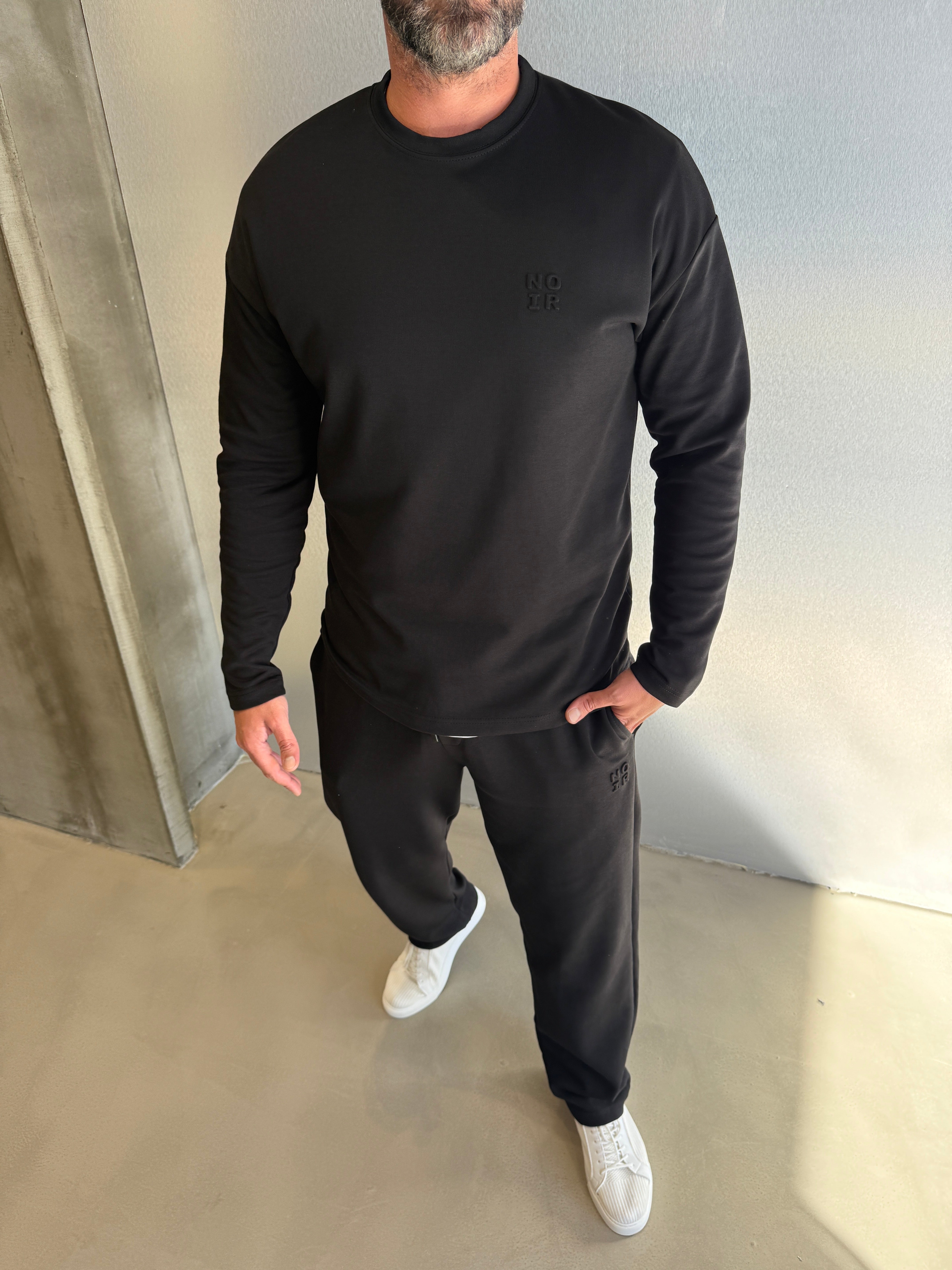 Siyah 2 İplik Minimal Baskılı Takım