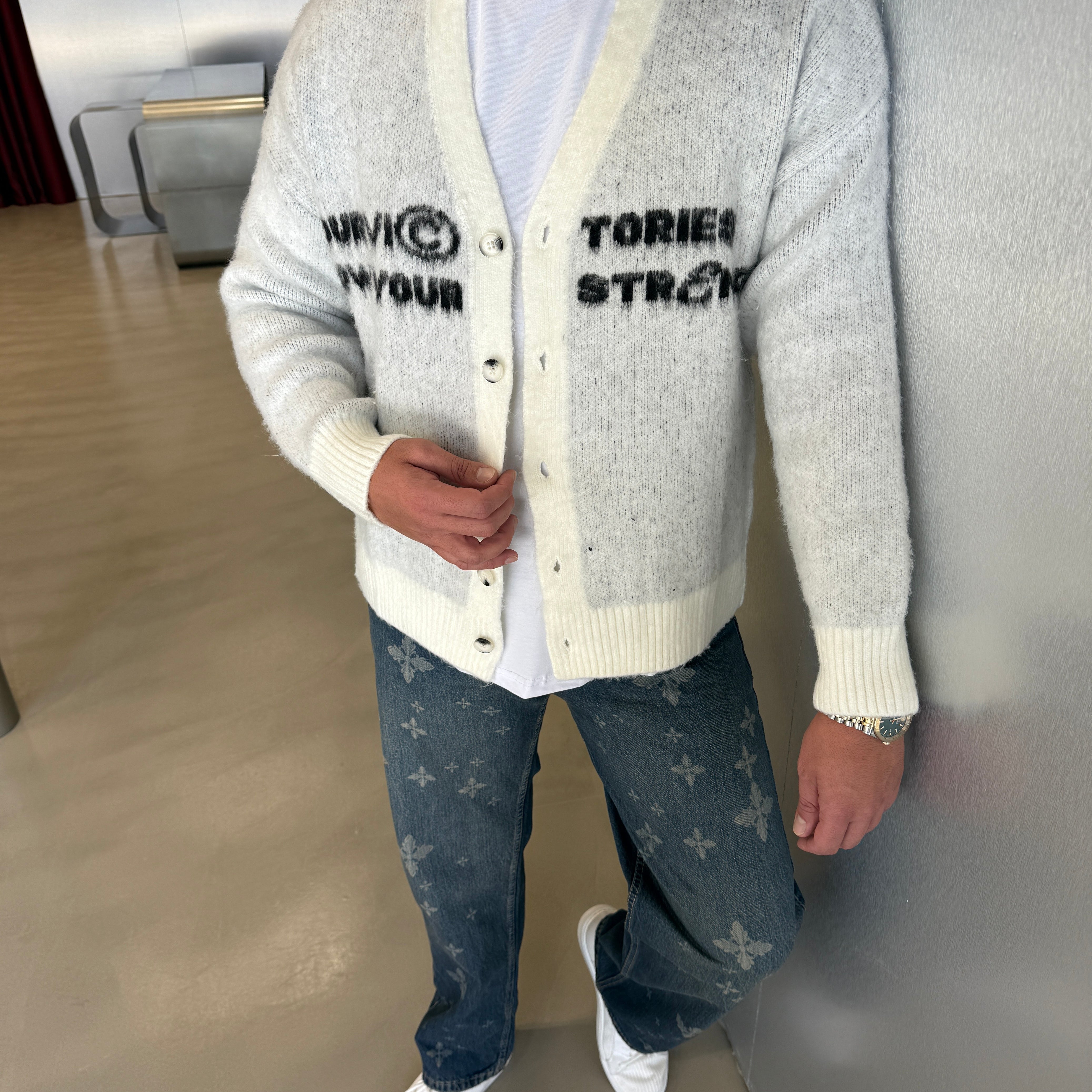 Lacivert Yazı Detaylı Sakallı Kumaş Hırka