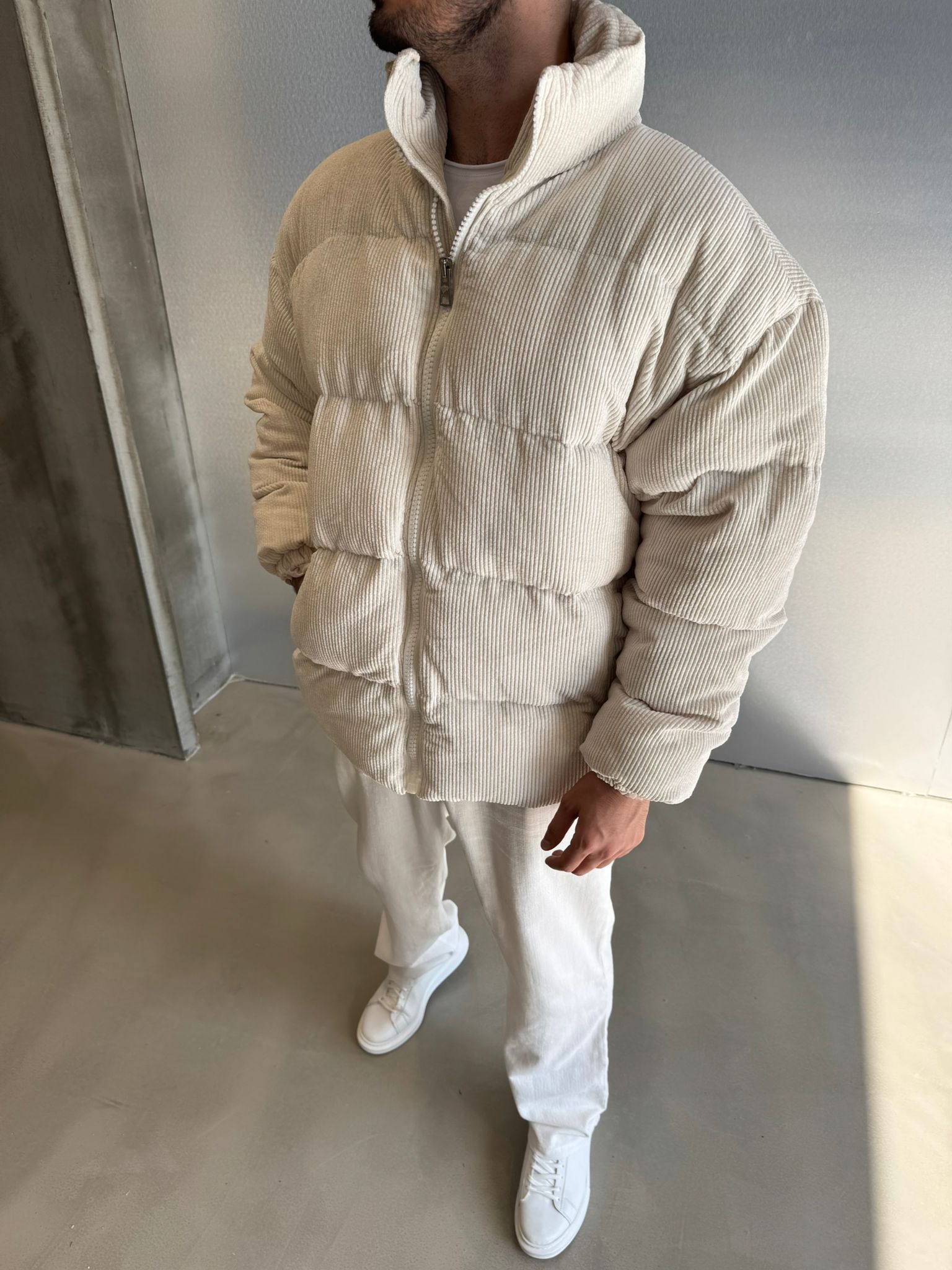 Krem Kadife Şişme Mont