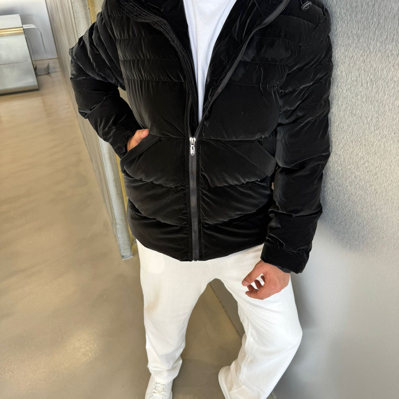 Siyah Nova Kumaş Kapüşonlu Şişme Mont