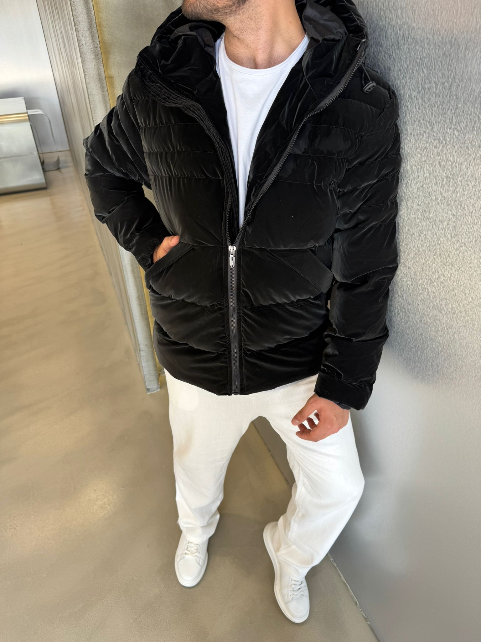 Siyah Nova Kumaş Kapüşonlu Şişme Mont