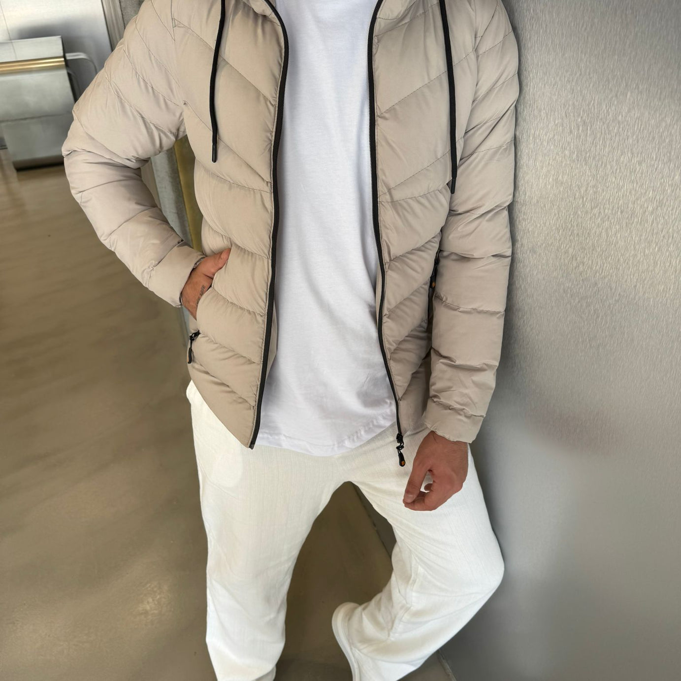 Gri Kapüşonlu Şişme Mont