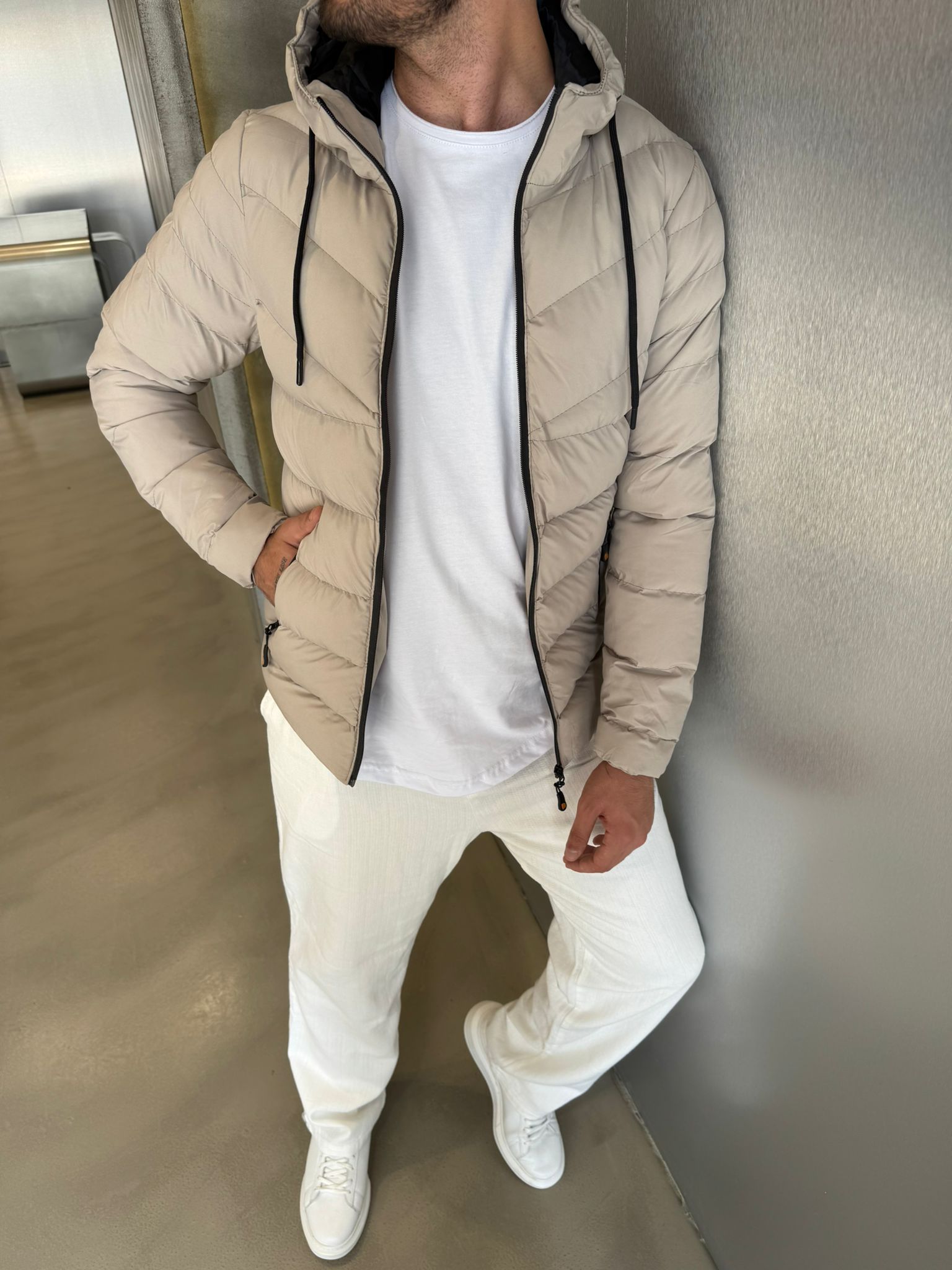 Gri Kapüşonlu Şişme Mont