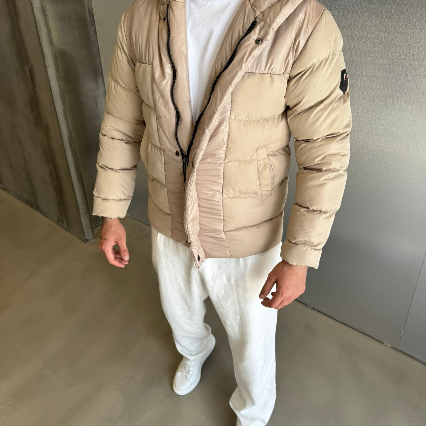 Krem Kapüşonlu DEL Kumaş Mont