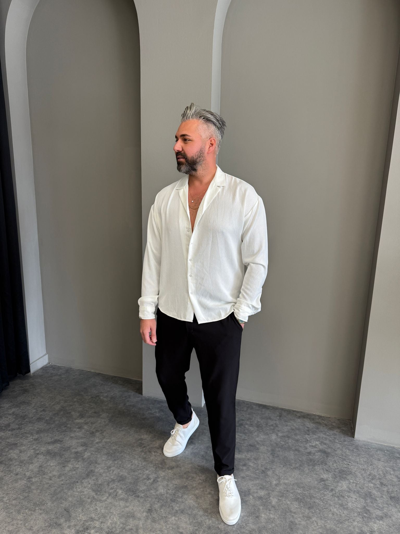 Beyaz Vual Kumaş Gömlek