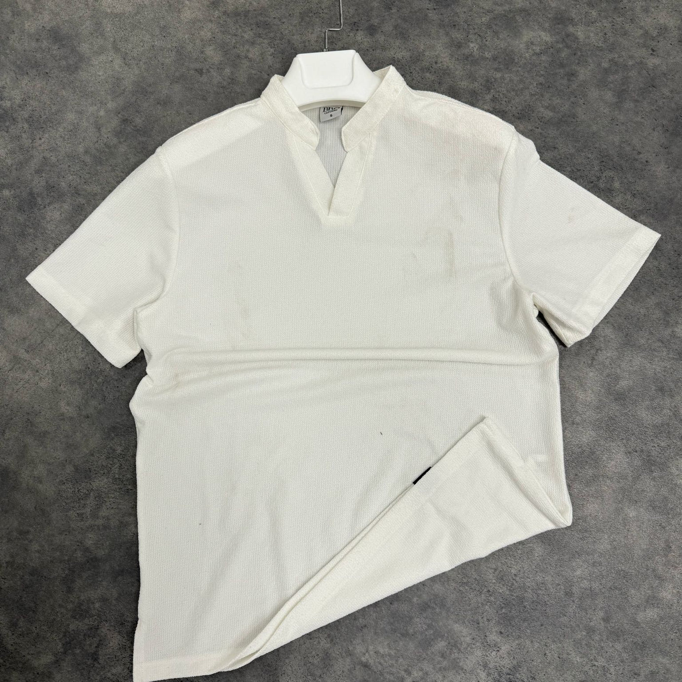 Hakim Yaka T-Shirt