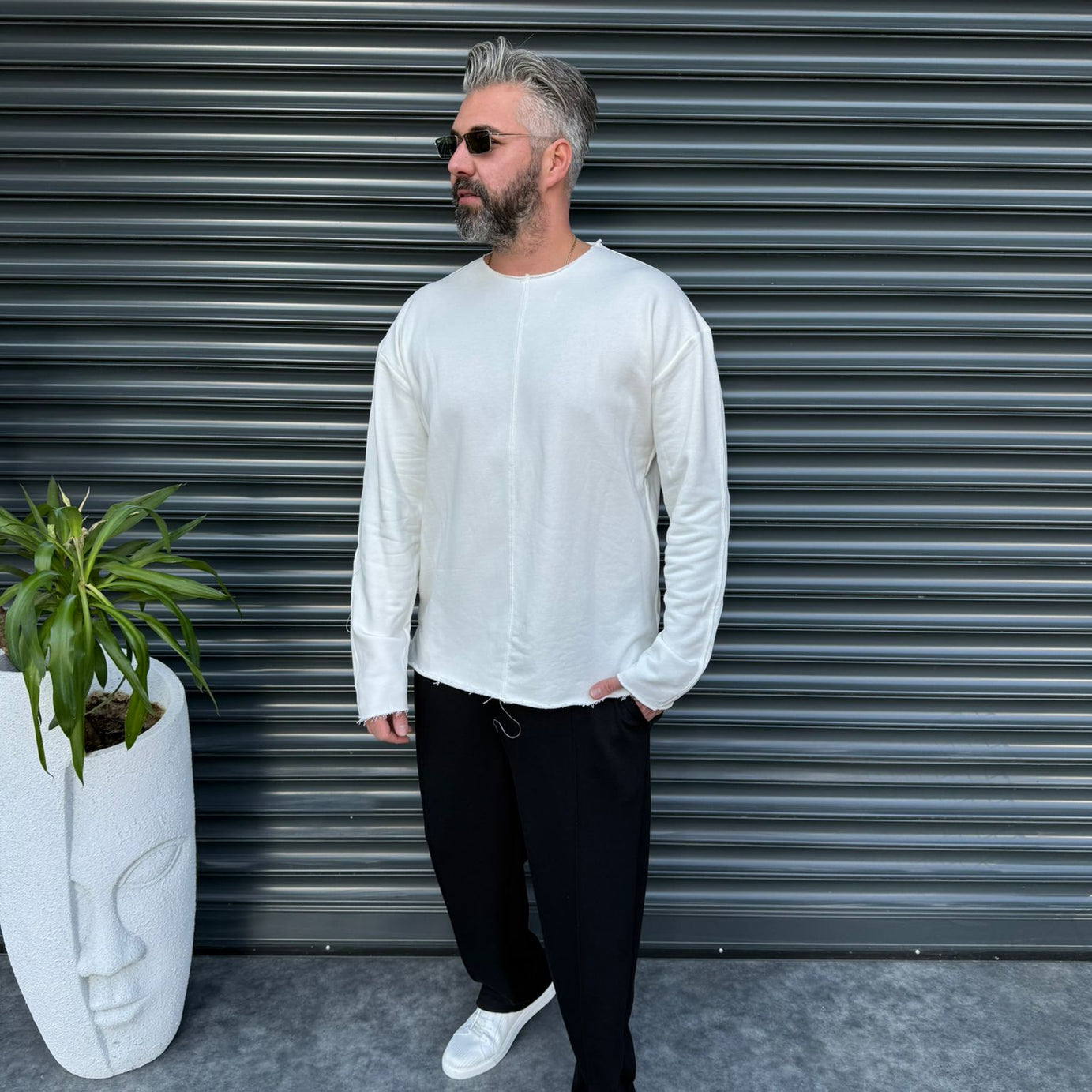 Beyaz Oversize Sweat