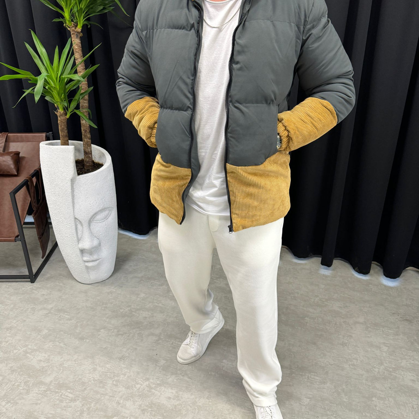 Antrasit Kadife Detaylı Mont